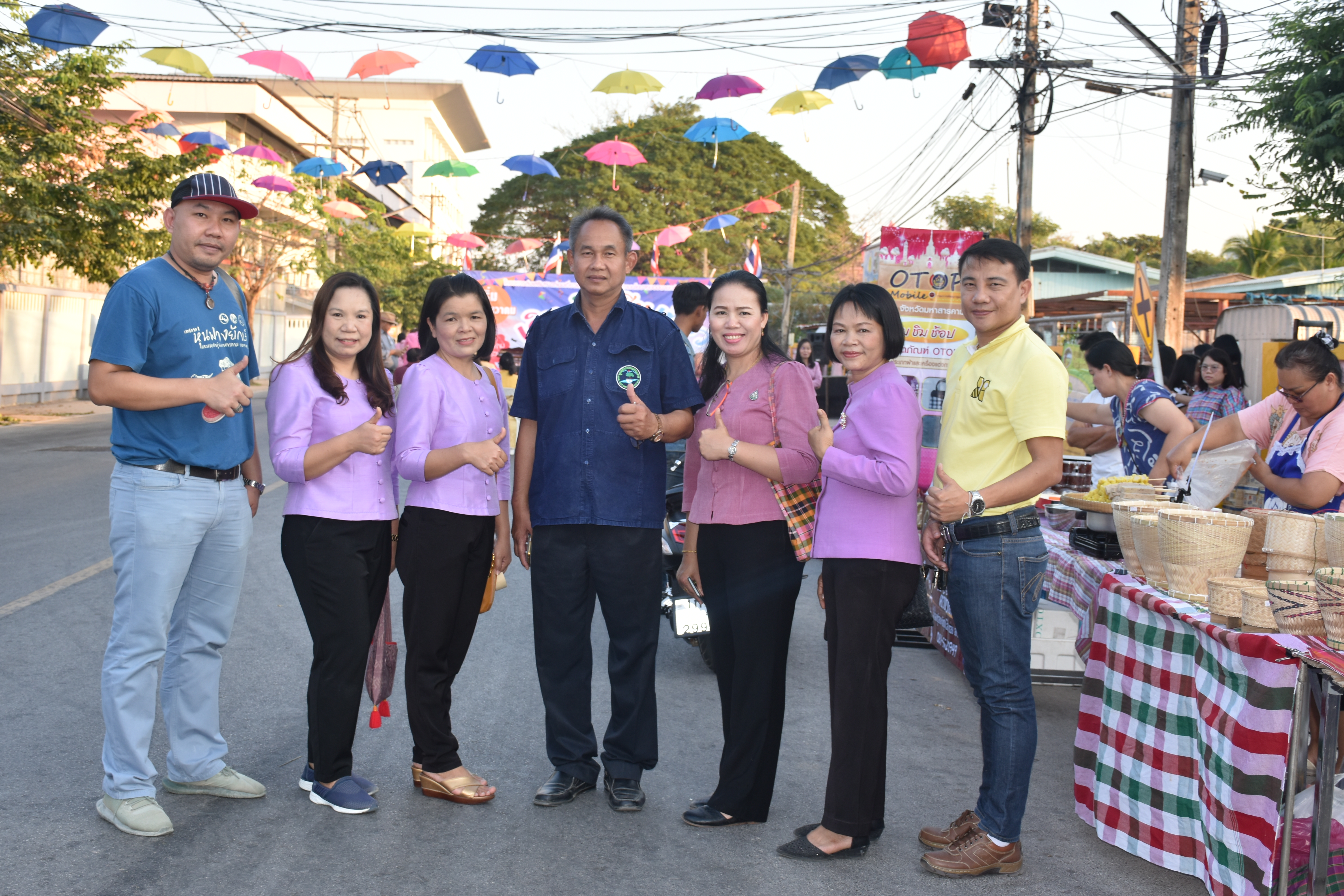 ?@ มหาสารคาม เมืองตักสิลานคร 22 ธันวาคม 2562 เวลา 17.30 น. จังหวัดมหาสารคาม เปิดกิจกรรม “เดิน ชิม กิน เที่ยว ถนนคนเดินไนท์ บาซาร์”
