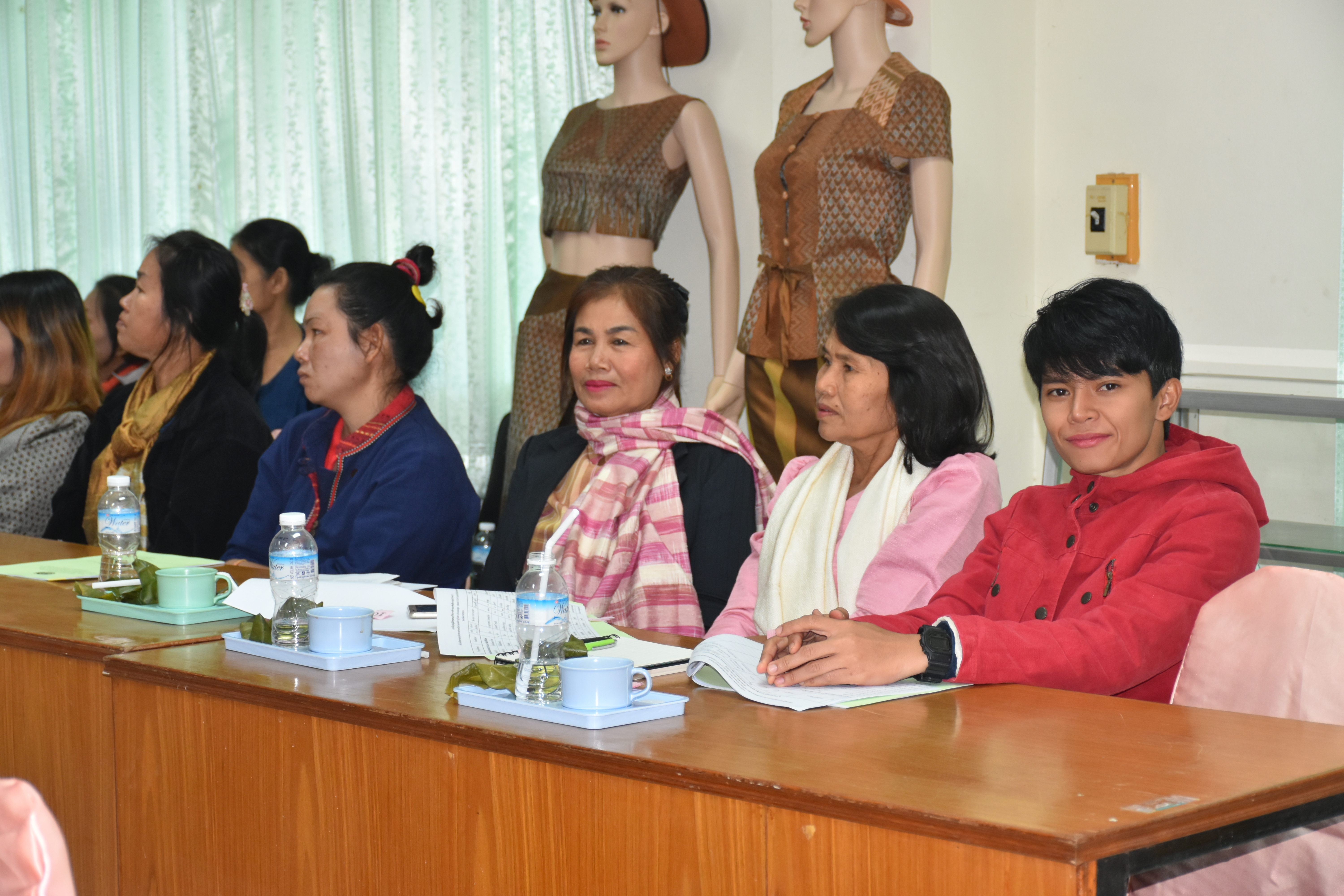 9 ธันวาคม 2562 เวลา 09.30 น.ประชุมเตรียมความพร้อมเพื่อพัฒนาศักยภาพเครือข่ายองค์ความรู้ KBO จังหวัด กิจกรรมการพัฒนาศักยภาพเครือข่ายองค์ความรู้ KBO จังหวัด ตามโครงการส่งเสริมกระบวนการเครือข่ายองค์ความรู้ KBO