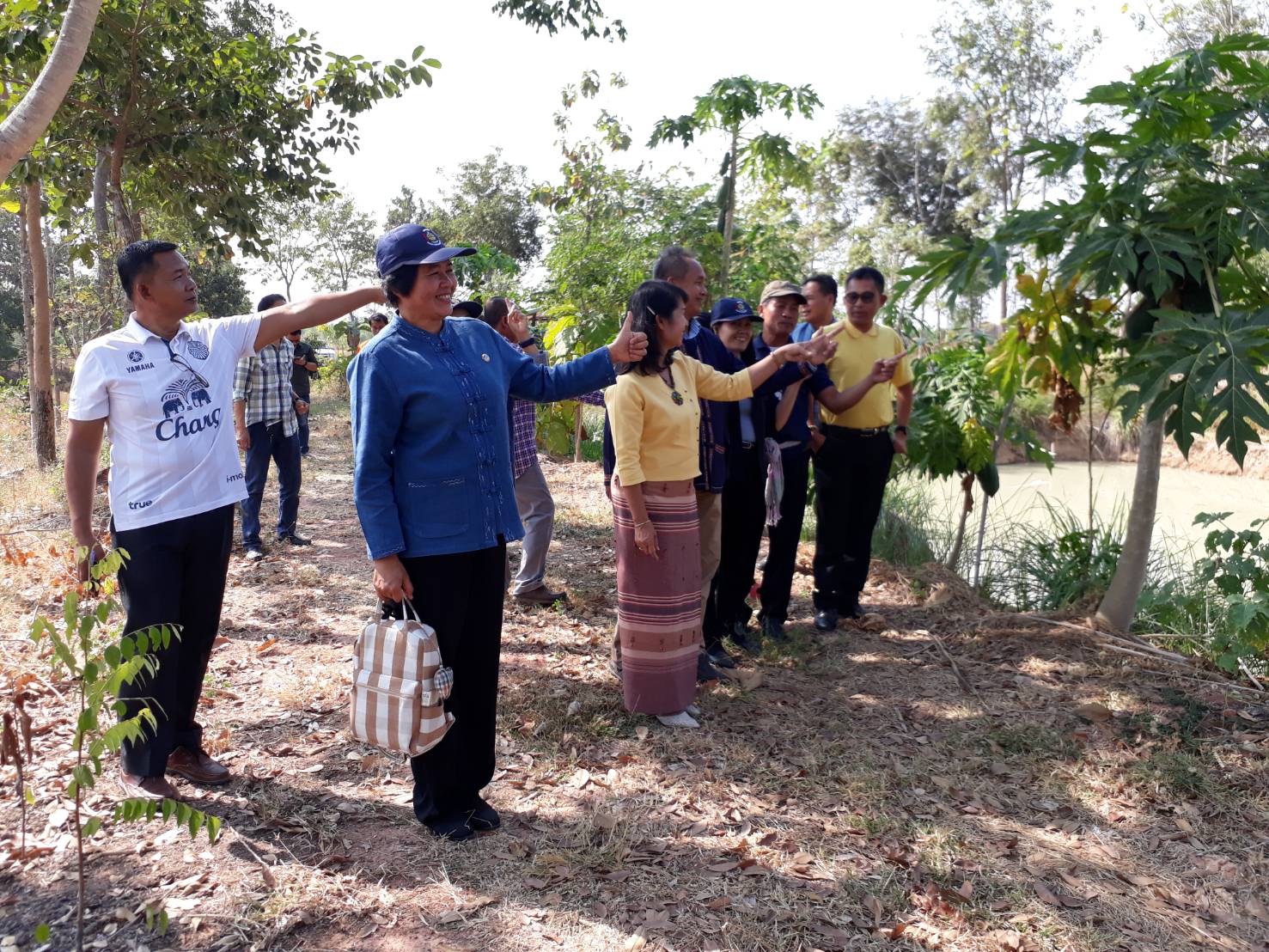 @ มหาสารคาม เมืองตักสิลานคร   (พช.สารคาม ผนึกกำลัง สรรสร้างงาน รู้รัก สามัคคี กับโปรเจคโคกหนองนาโมเดล) 17 มกราคม 2563 ณ บ้านหนองเรือ หมู่ที่ 4 ต.หนองเรือ อ.นาเชือก จ.มหาสารคาม