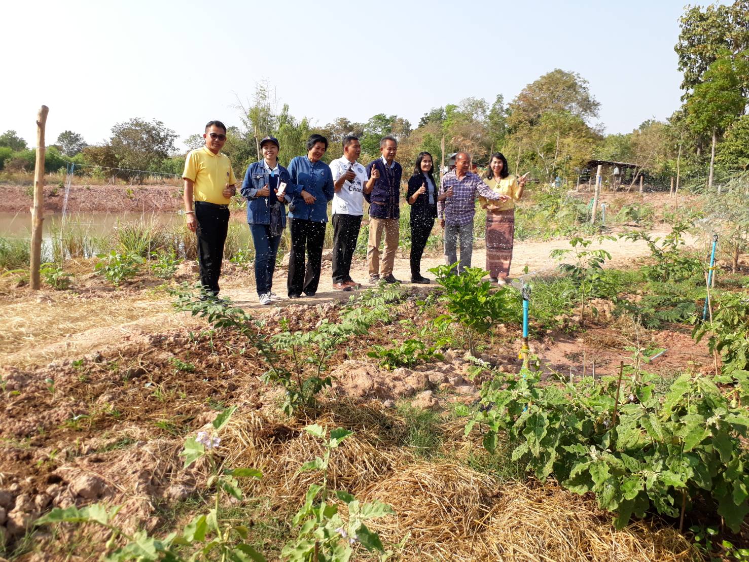 @ มหาสารคาม เมืองตักสิลานคร   (พช.สารคาม ผนึกกำลัง สรรสร้างงาน รู้รัก สามัคคี กับโปรเจคโคกหนองนาโมเดล) 17 มกราคม 2563 ณ บ้านหนองเรือ หมู่ที่ 4 ต.หนองเรือ อ.นาเชือก จ.มหาสารคาม