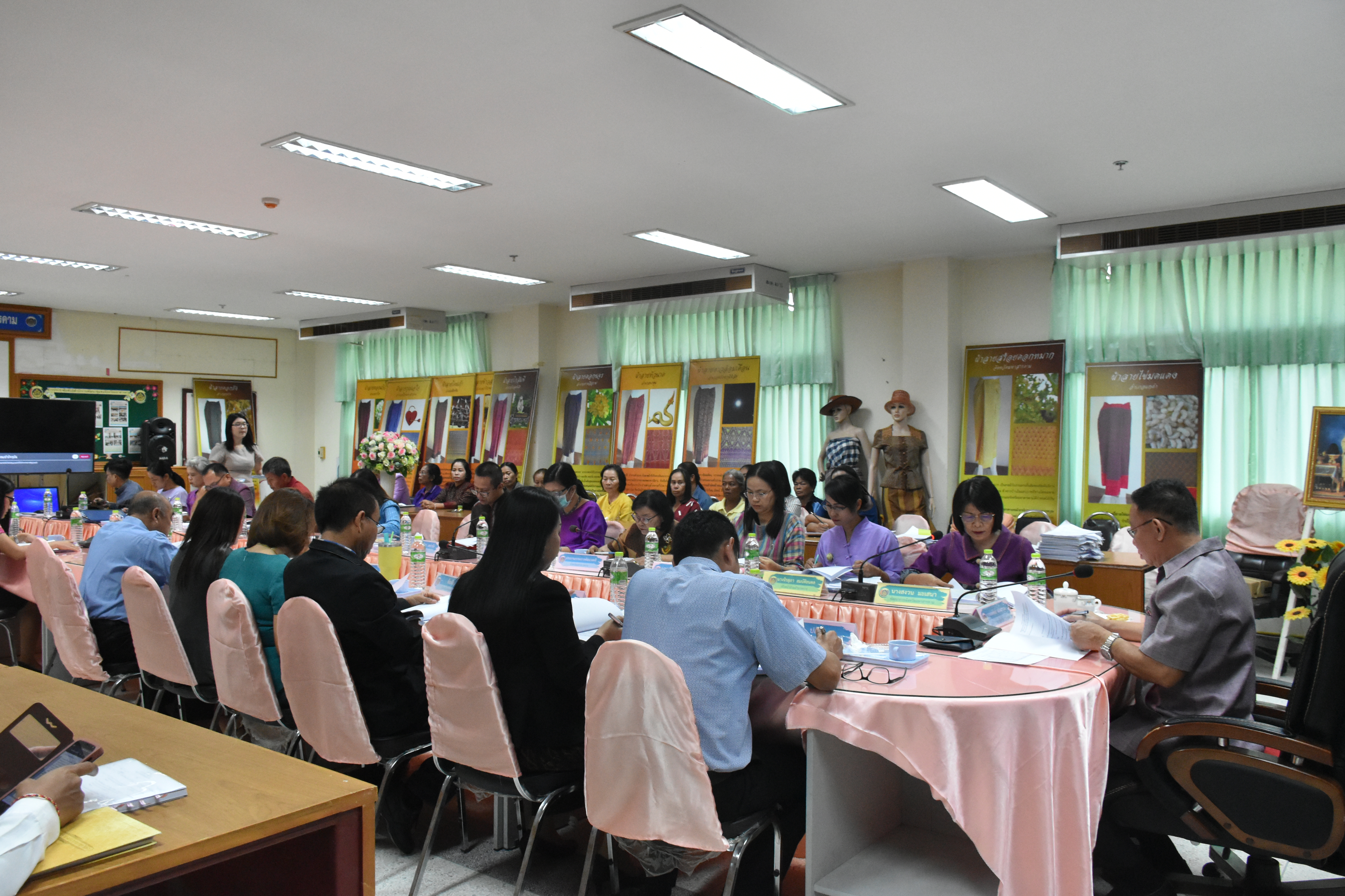 10 มีนาคม 2563 เวลา 09.00 น.การประชุมคณะอนุกรรมการบริหารกองทุนพัฒนาบทบาทสตรีระดับจังหวัด ครั้งที่3/2563