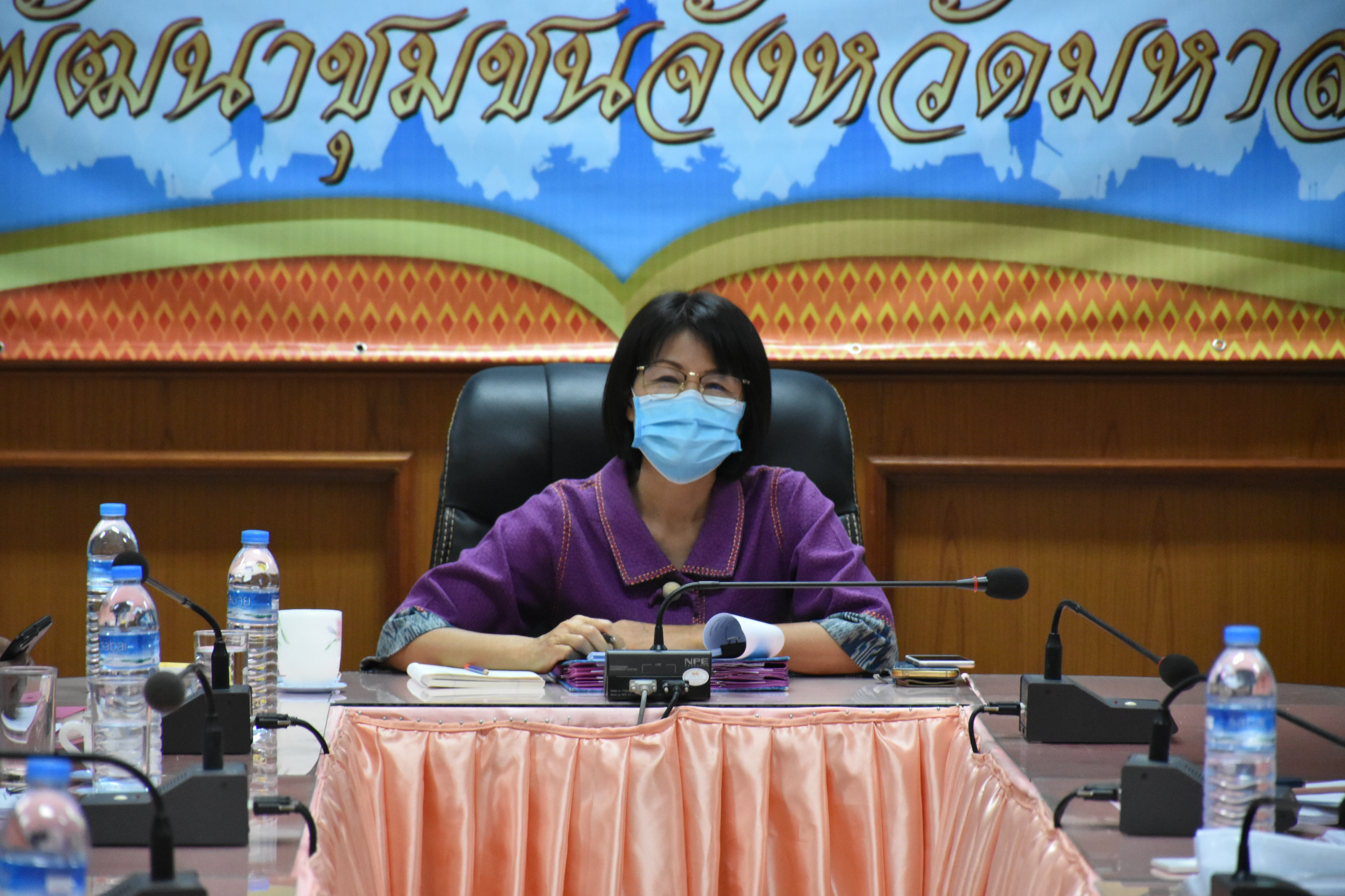 @มหาสารคามเมืองแห่งความสุข วันที่ ๒๘ เมษายน ๒๕๖๓ เวลา ๐๗.๓๐ น. พช.มค.ร่วมรับชมการประชุมกรมการพัฒนาชุมชนครั้งที่ ๔/๒๕๖๓