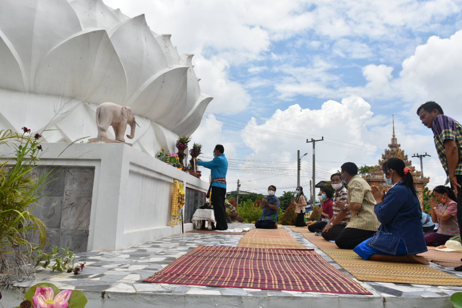 @ มหาสารคามเมืองแห่งความสุข 19 มิถุนายน 2563 เวลา 09.00 น. การคัดสรรหมู่บ้านเศรษฐกิจพอเพียง “อยู่เย็น เป็นสุข” ดีเด่นระดับจังหวัด ประจำปี 2563 จังหวัดมหาสารคาม