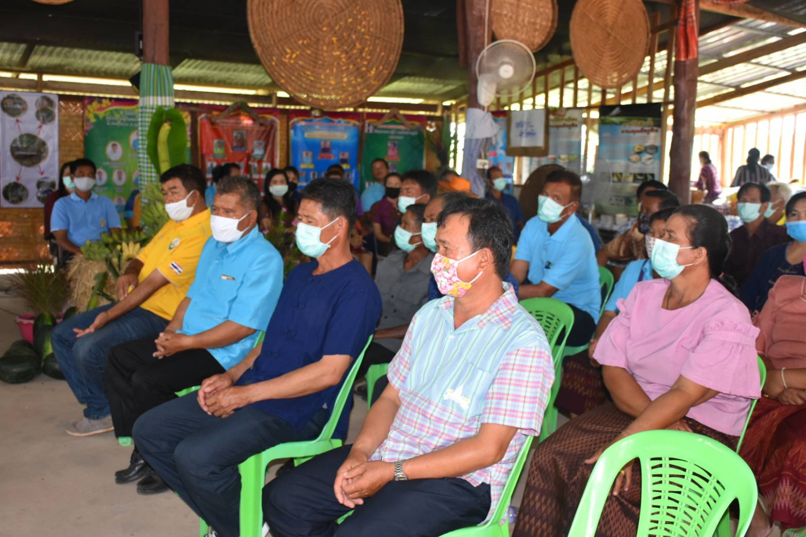 @ มหาสารคามเมืองแห่งความสุข 19 มิถุนายน 2563 เวลา 09.00 น. การคัดสรรหมู่บ้านเศรษฐกิจพอเพียง “อยู่เย็น เป็นสุข” ดีเด่นระดับจังหวัด ประจำปี 2563 จังหวัดมหาสารคาม