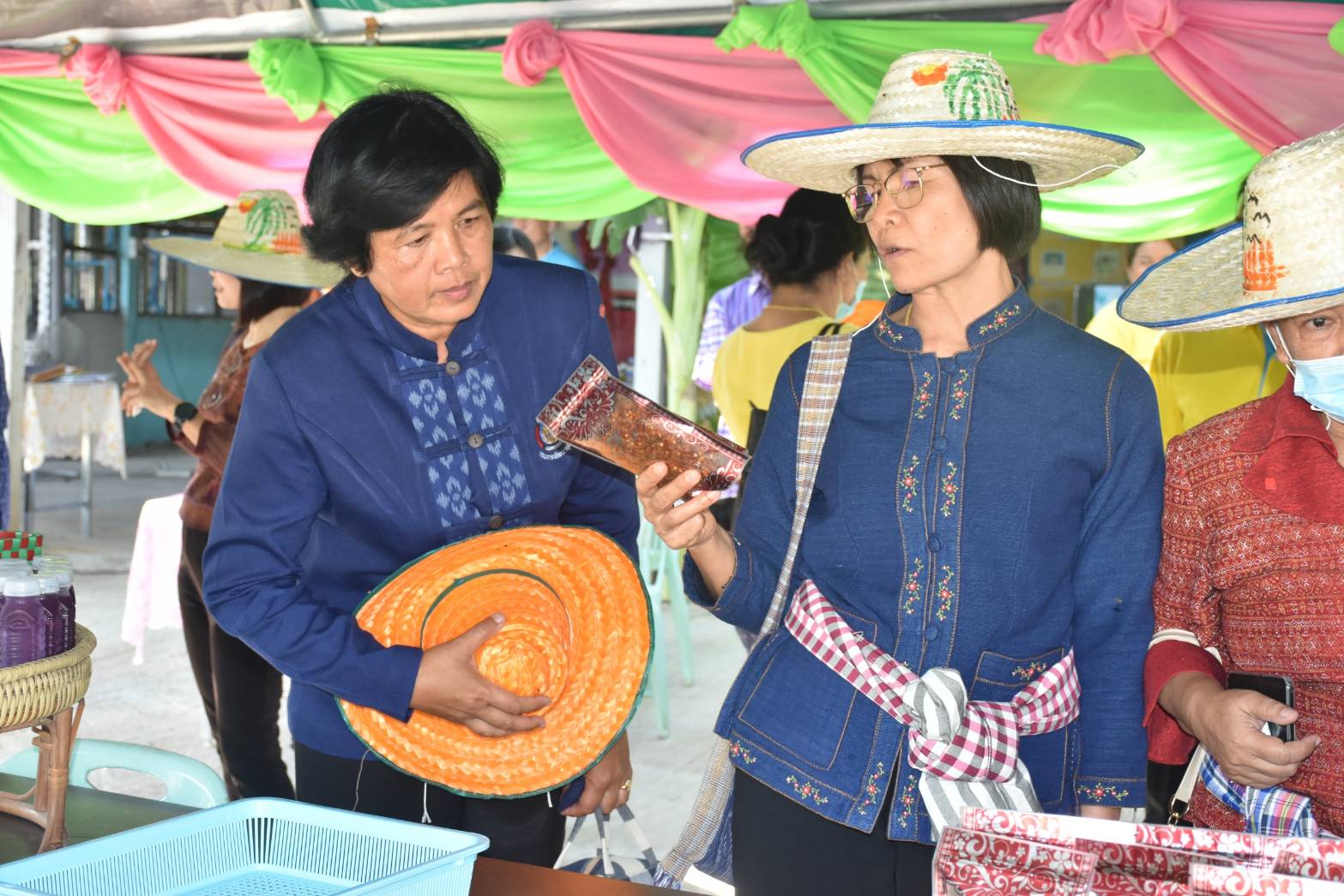 @ มหาสารคามเมืองแห่งความสุข 23 มิถุนายน 2563 จังหวัดมหาสารคาม ดำเนินกิจกรรมคัดสรรหมู่บ้านเศรษฐกิจพอเพียง “อยู่เย็น เป็นสุข” ดีเด่นระดับจังหวัด ประจำปี 2563 จังหวัดมหาสารคาม