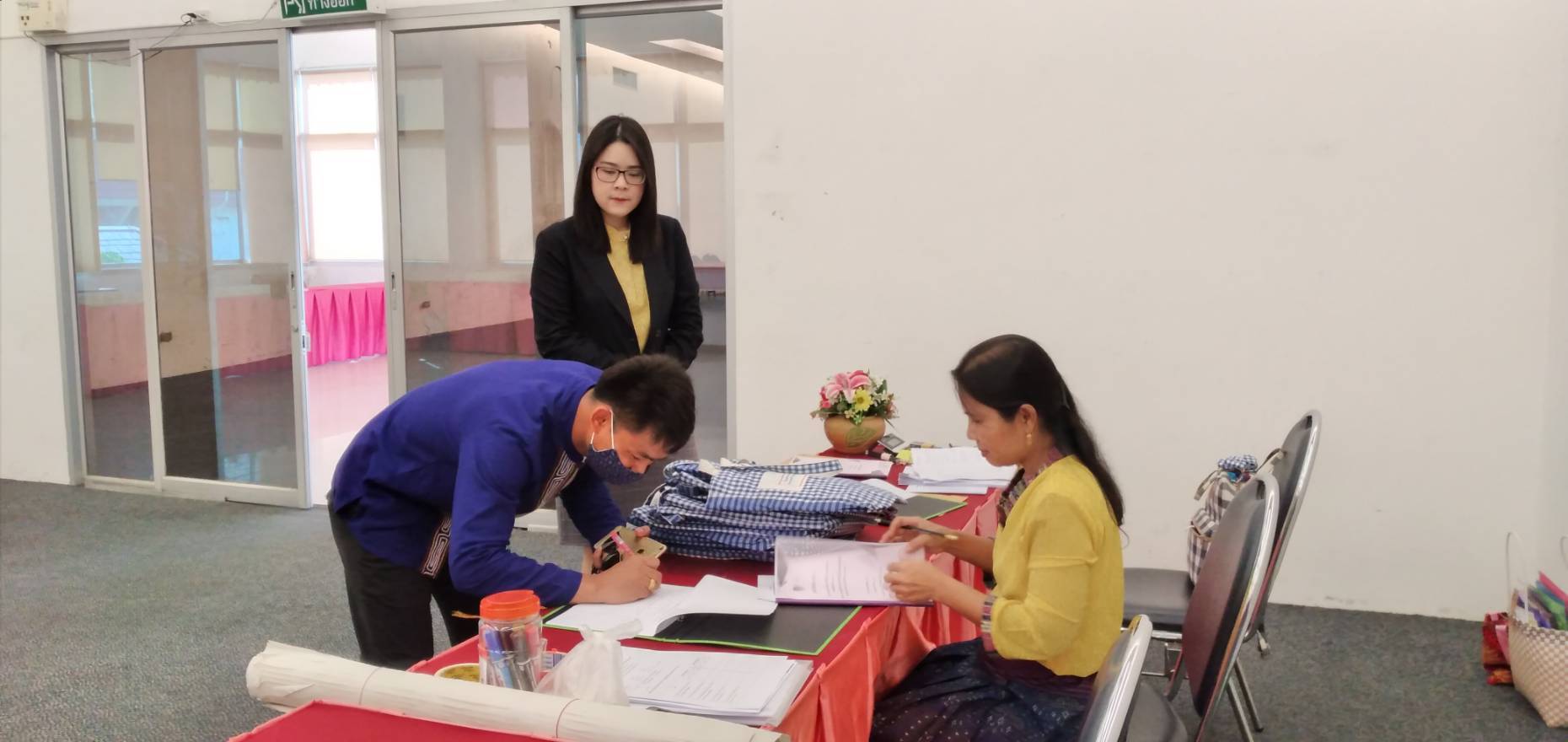  10 กรกฎาคม 2563 พช.มค. ดำเนินโครงการการพัฒนาระบบบริหารจัดการกองทุนและการประเมินผลทุนหมุนเวียน กิจกรรมที่1 ประชุมเชิงปฏิบัติการประเมินผลทุนหมุนเวียนกองทุนพัฒนาบทบาทสตรี ประจำปี 2563