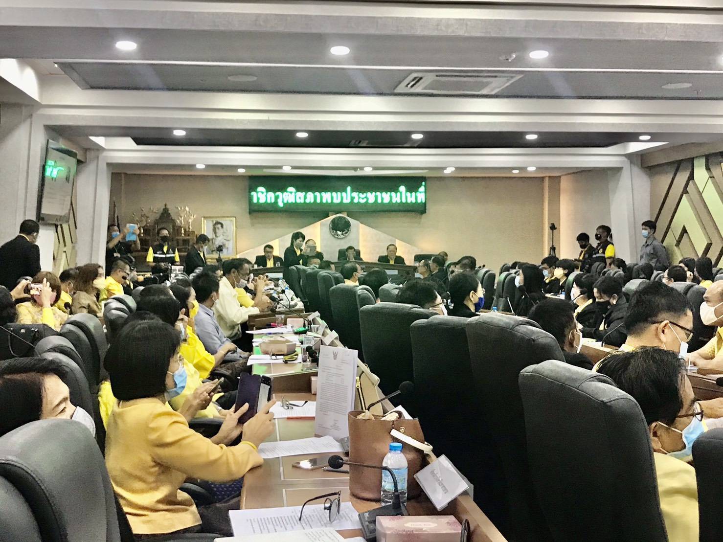 พช.มค.สานพลังเครือข่าย OTOP มหาสารคาม นำผู้ผลิต ผู้ประกอบการ จัดแสดงและจำหน่ายสินค้าตามโครงการสมาชิกวุฒิสภาพบประชาชน ณ จังหวัดมหาสารคาม และจังหวัดขอนแก่น
