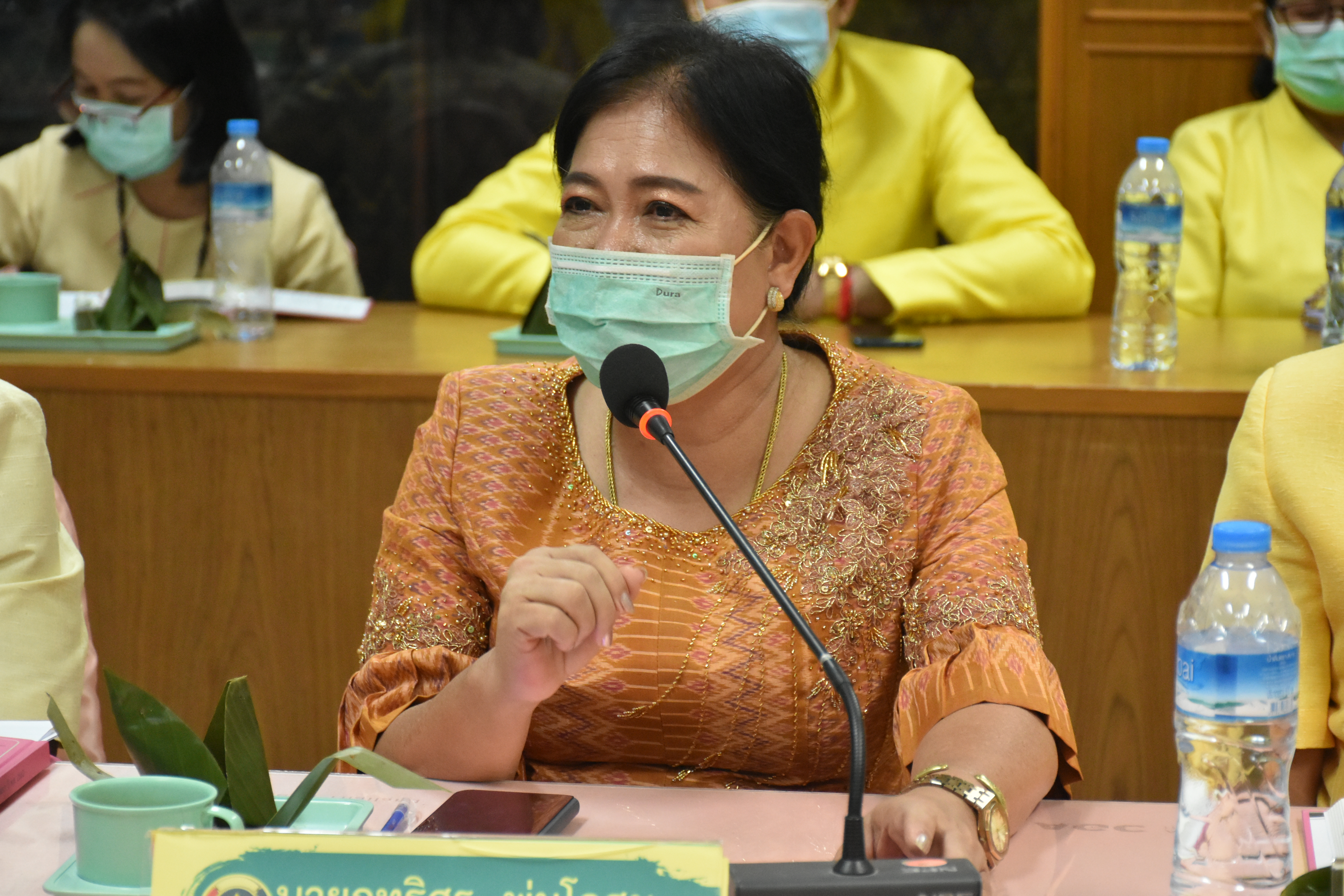 วันที่ 15 กรกฎาคม 2563 เวลา 09.00 น. ณ ห้องประชุม 106 สำนักงานพัฒนาชุมชนจังหวัดมหาสารคาม พช.มหาสารคาม รับการคัดเลือกข้าราชการ ลูกจ้างประจำดีเด่น และกิจกรรมพัฒนาชุมชนดีเด่น ประจำปี 2563