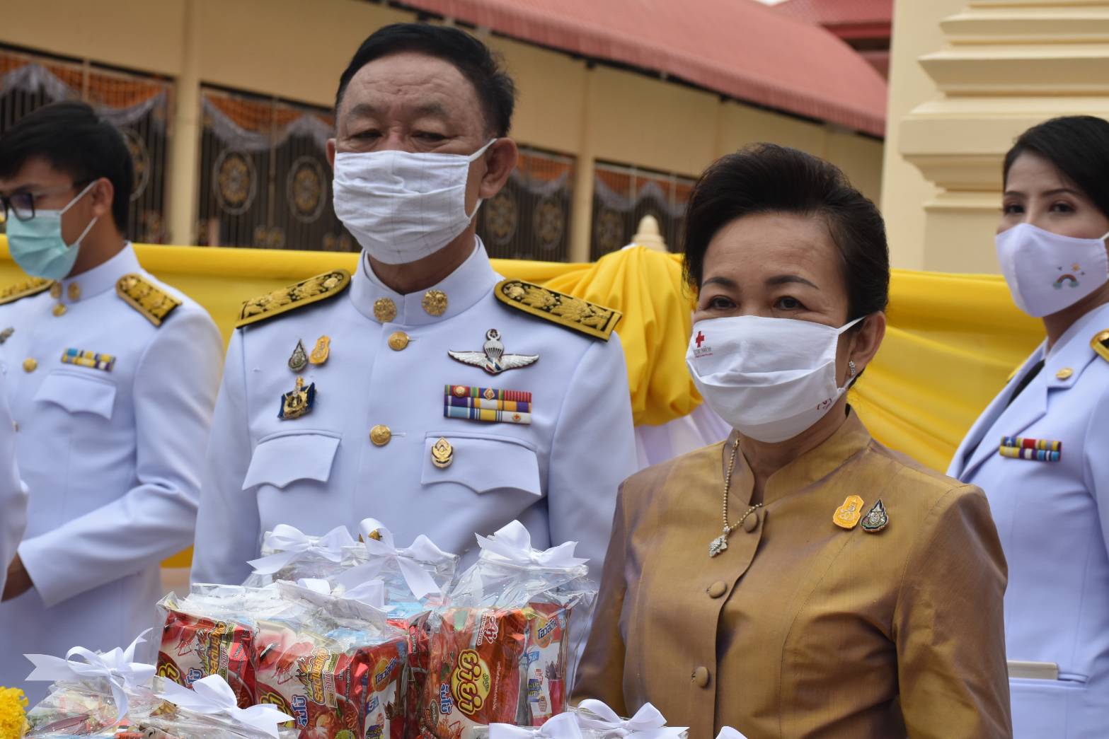 พช.มหาสารคาม : ร่วมกิจกรรมเฉลิมพระเกียรติเนื่องในโอกาสวันเฉลิมพระชนมพรรษาพระบาทสมเด็จพระเจ้าอยู่หัว 28 กรกฎาคม 2563