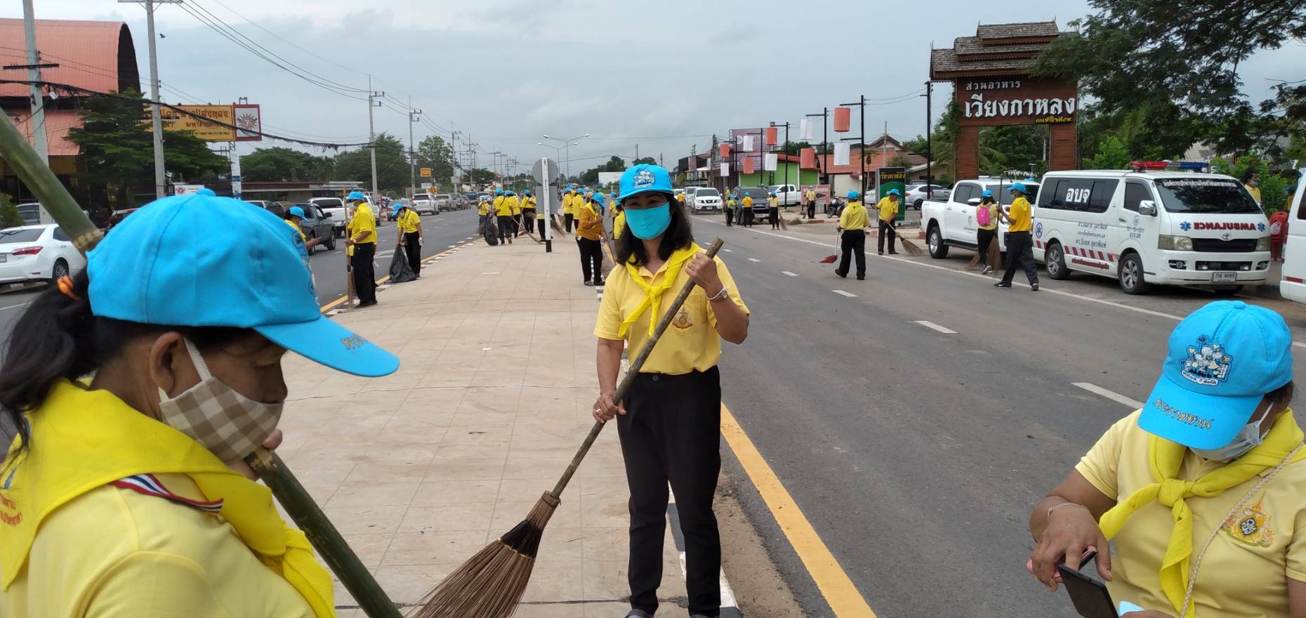 พช.มหาสารคาม : ร่วมกิจกรรมเฉลิมพระเกียรติเนื่องในโอกาสวันเฉลิมพระชนมพรรษาพระบาทสมเด็จพระเจ้าอยู่หัว 28 กรกฎาคม 2563