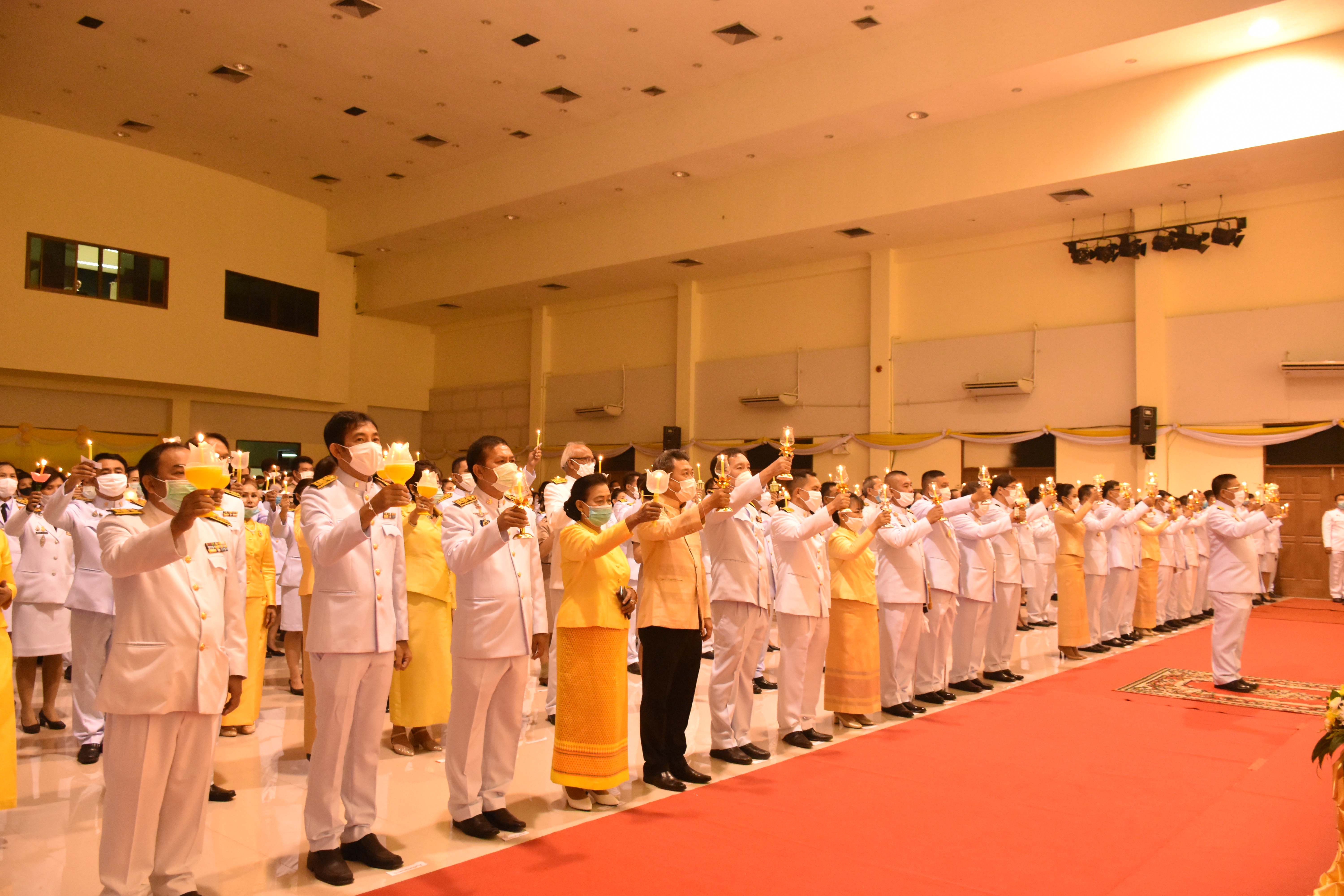 พช.มหาสารคาม : ร่วมกิจกรรมเฉลิมพระเกียรติเนื่องในโอกาสวันเฉลิมพระชนมพรรษาพระบาทสมเด็จพระเจ้าอยู่หัว 28 กรกฎาคม 2563