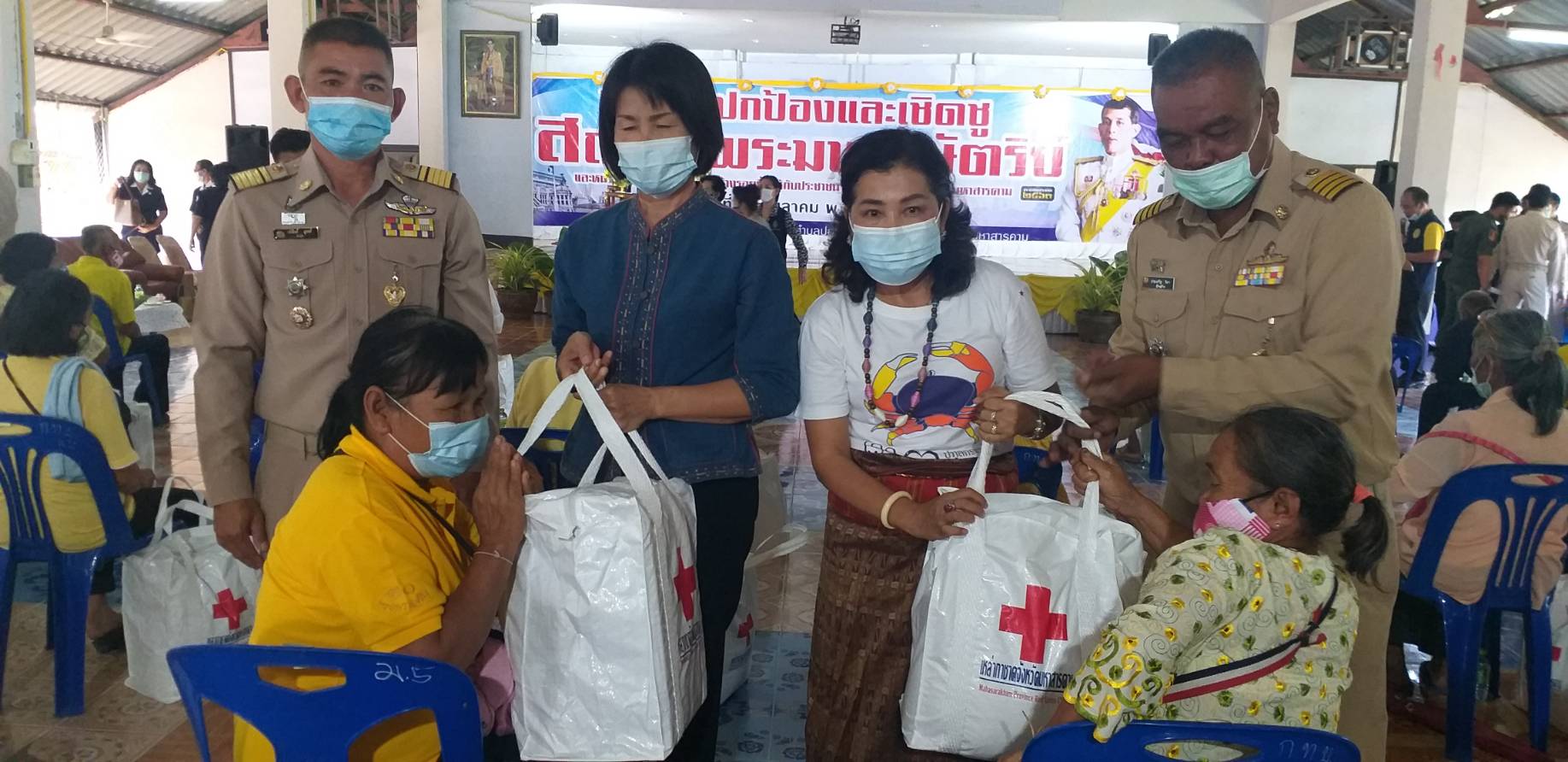 ?พช.มหาสารคาม ร่วมโครงการปกป้องและเชิดชูสถาบันพระมหากษัตริย์ หน่วยบำบัดทุกข์ บำรุงสุข สร้างรอยยิ้ม ให้ประชาชนจังหวัดมหาสารคาม (จังหวัดเคลื่อนที่) ประจำปีงบประมาณ พ.ศ.2563
