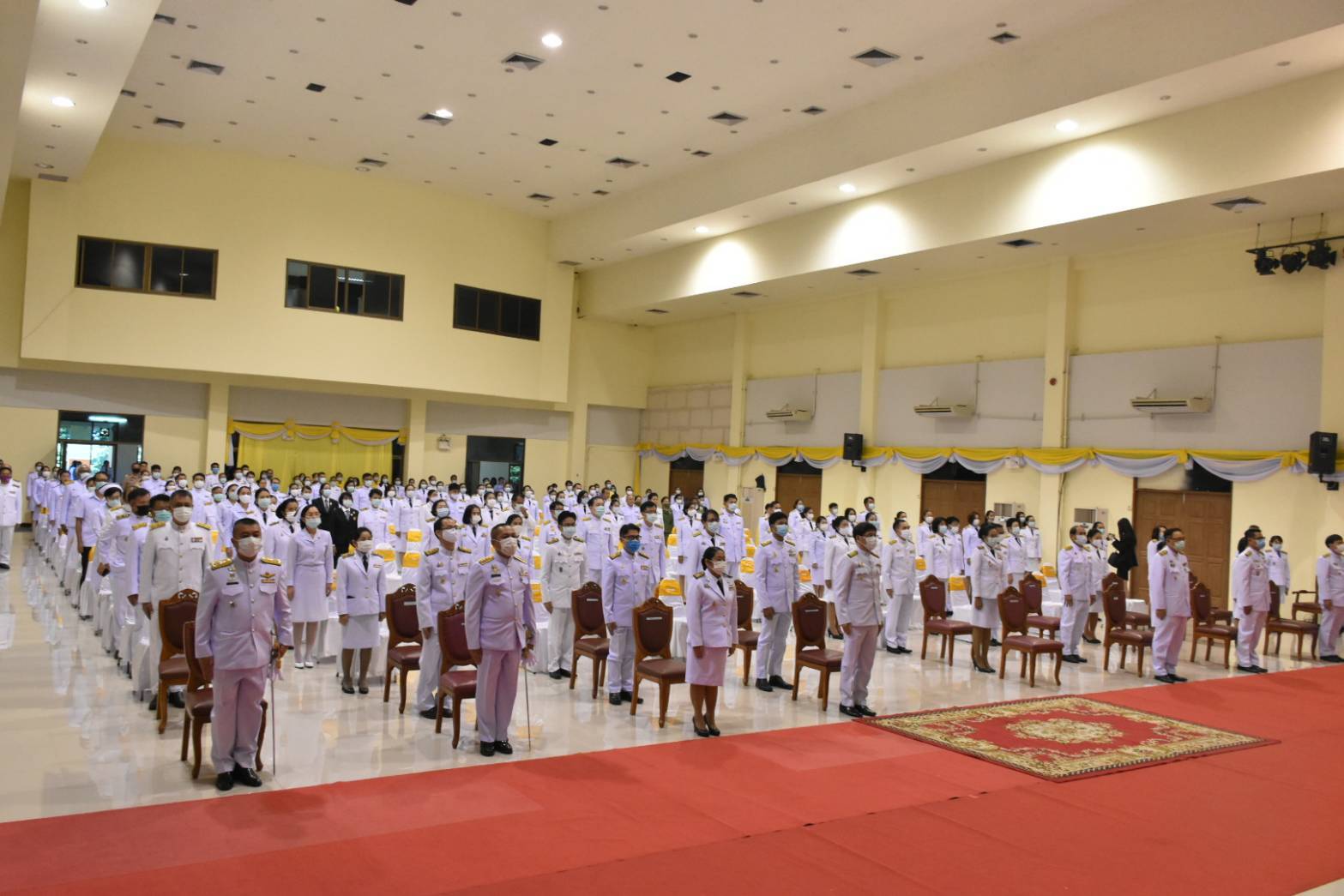 พช.มหาสารคาม ร่วมพิธีน้อมรำลึกเนื่องในวันคล้ายวันพระราชสมภพครบ 120 ปี สมเด็จพระศรีนครินทราบรมราชชนนี 21 ตุลาคม 2563