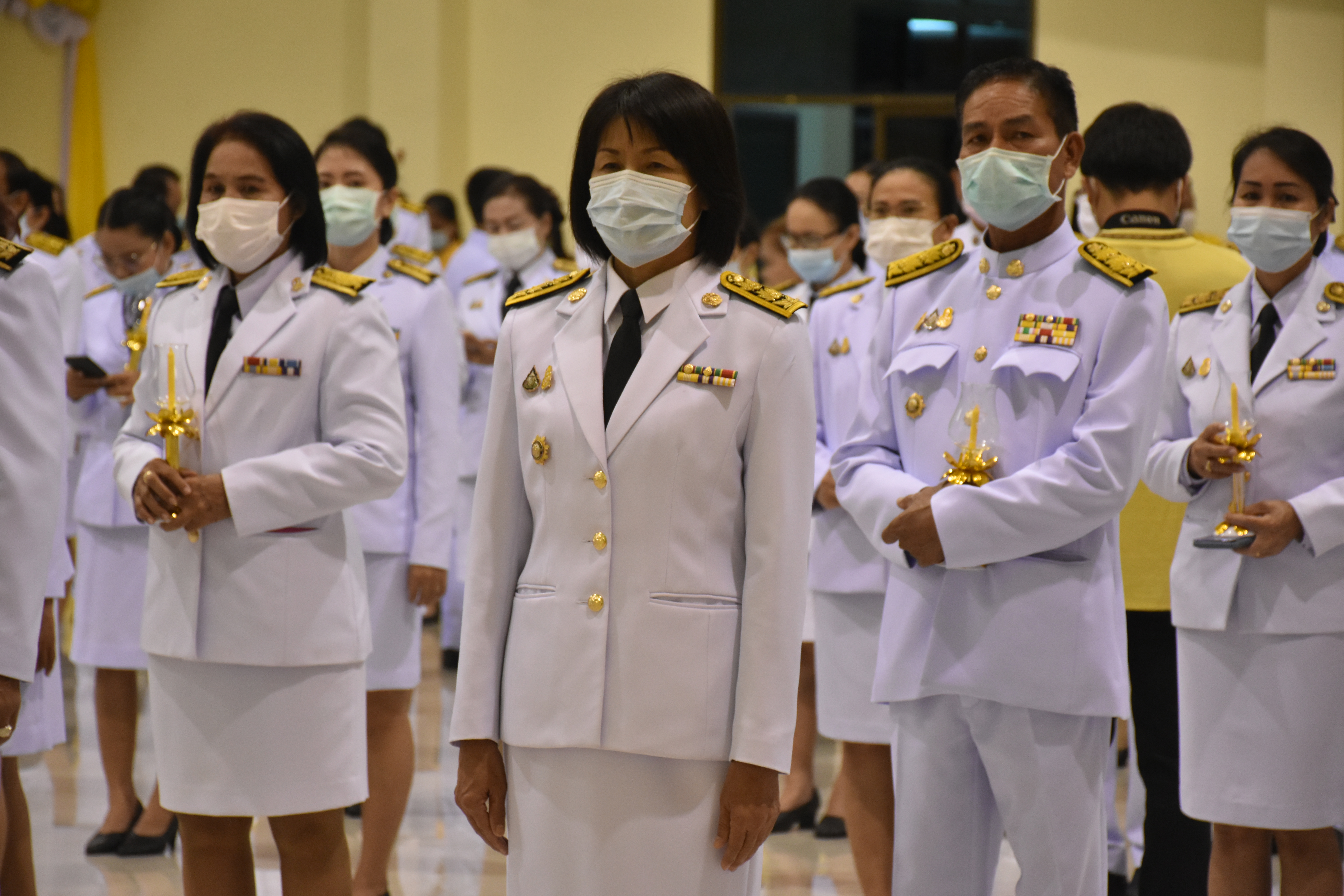 13 ตุลาคม 2563 เวลา 18.00 น. ณ หอประชุมจังหวัดมหาสารคาม พช.มหาสารคาม ร่วมพิธีจุดเทียนชัยเพื่อน้อมรำลึกในพระมหากรุณาธิคุณ เนื่องในวันคล้ายวันสวรรคต พระบาทสมเด็จพระบรมชนกาธิเบศร มหาภูมิพลอดุลยเดชมหาราช บรมนาถบพิตร 13 ตุลาคม 2563