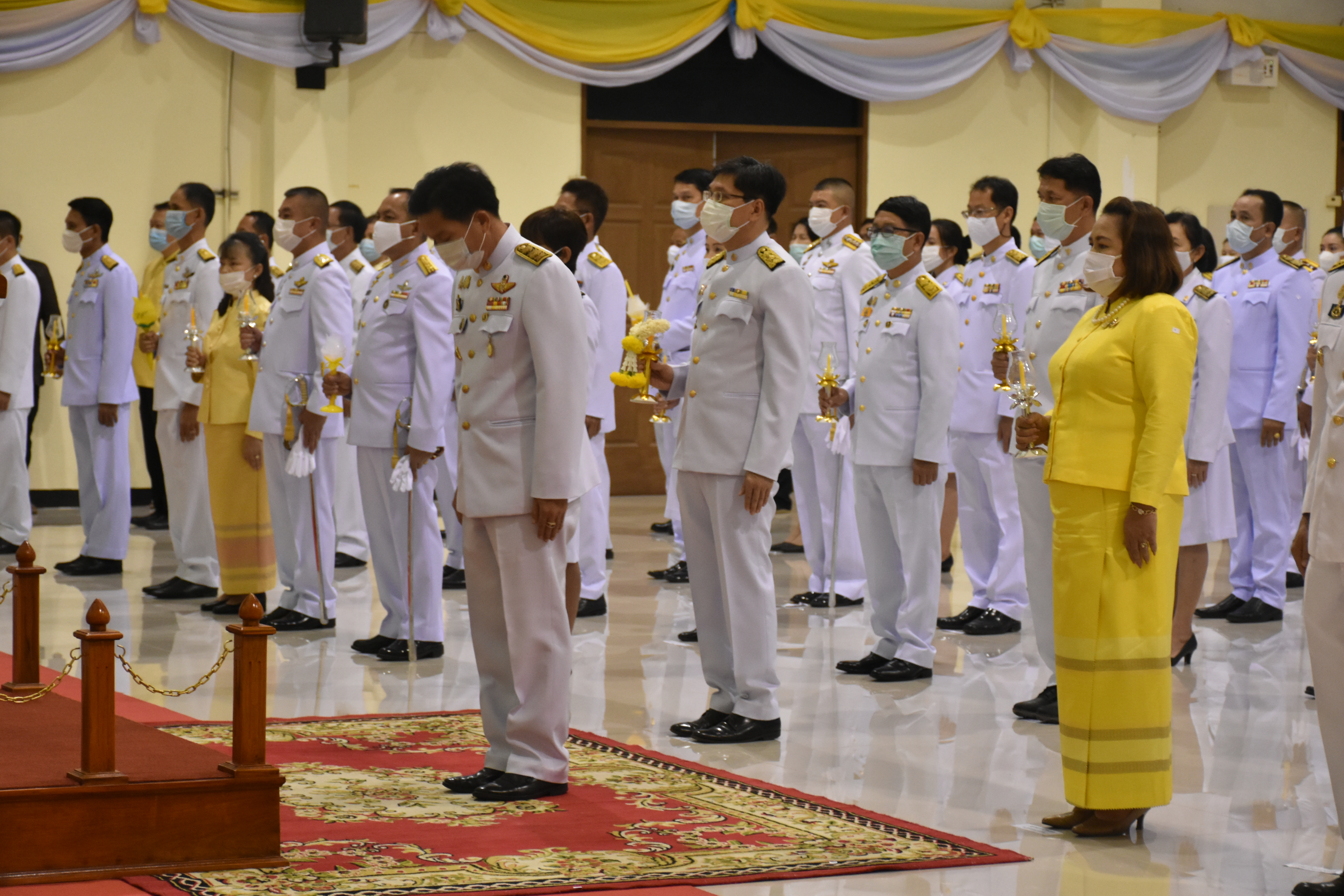 13 ตุลาคม 2563 เวลา 18.00 น. ณ หอประชุมจังหวัดมหาสารคาม พช.มหาสารคาม ร่วมพิธีจุดเทียนชัยเพื่อน้อมรำลึกในพระมหากรุณาธิคุณ เนื่องในวันคล้ายวันสวรรคต พระบาทสมเด็จพระบรมชนกาธิเบศร มหาภูมิพลอดุลยเดชมหาราช บรมนาถบพิตร 13 ตุลาคม 2563