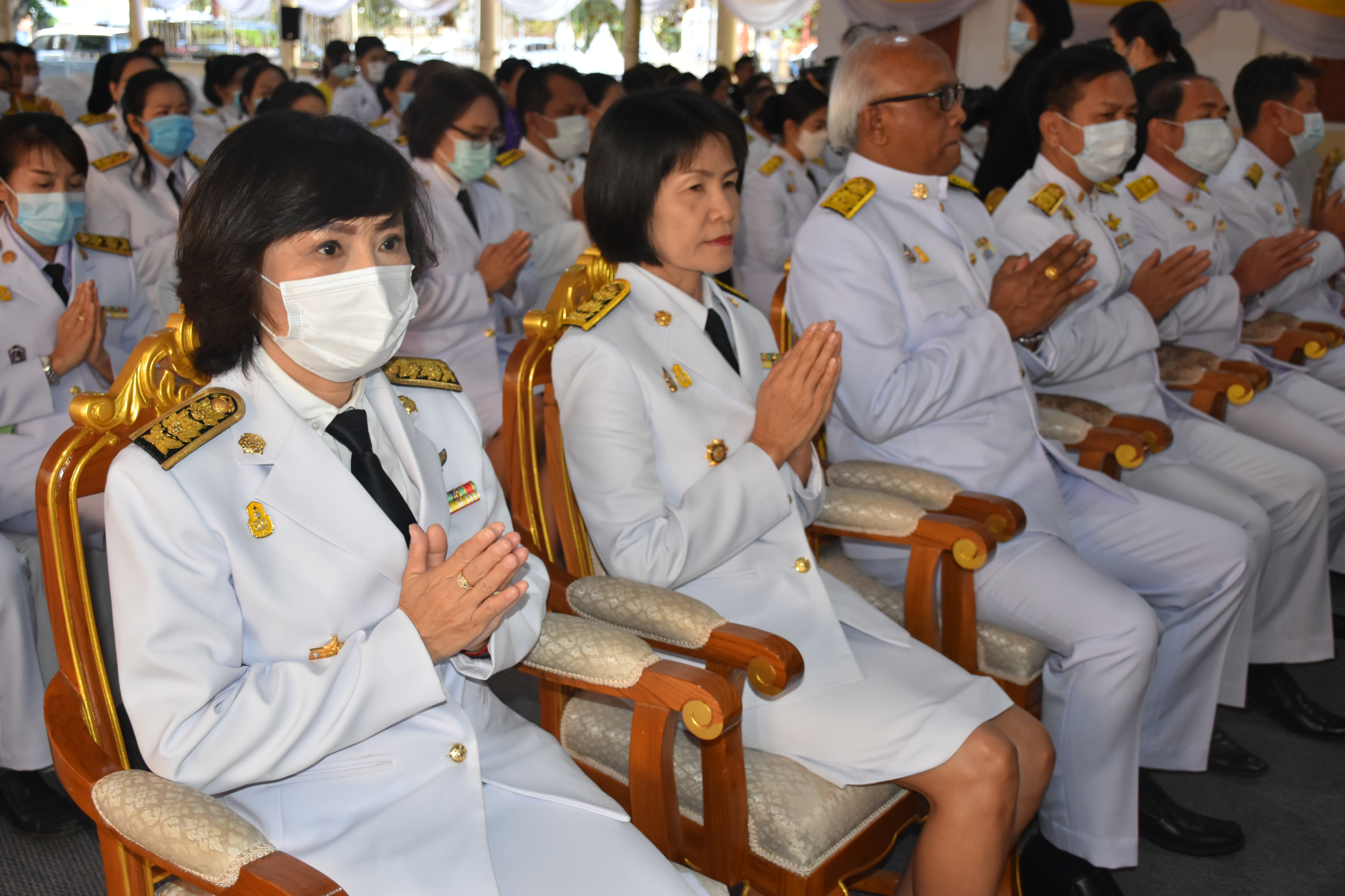พช.มหาสารคาม ร่วมพิธีน้อมรำลึกเนื่องในวันคล้ายวันพระราชสมภพครบ 120 ปี สมเด็จพระศรีนครินทราบรมราชชนนี 21 ตุลาคม 2563