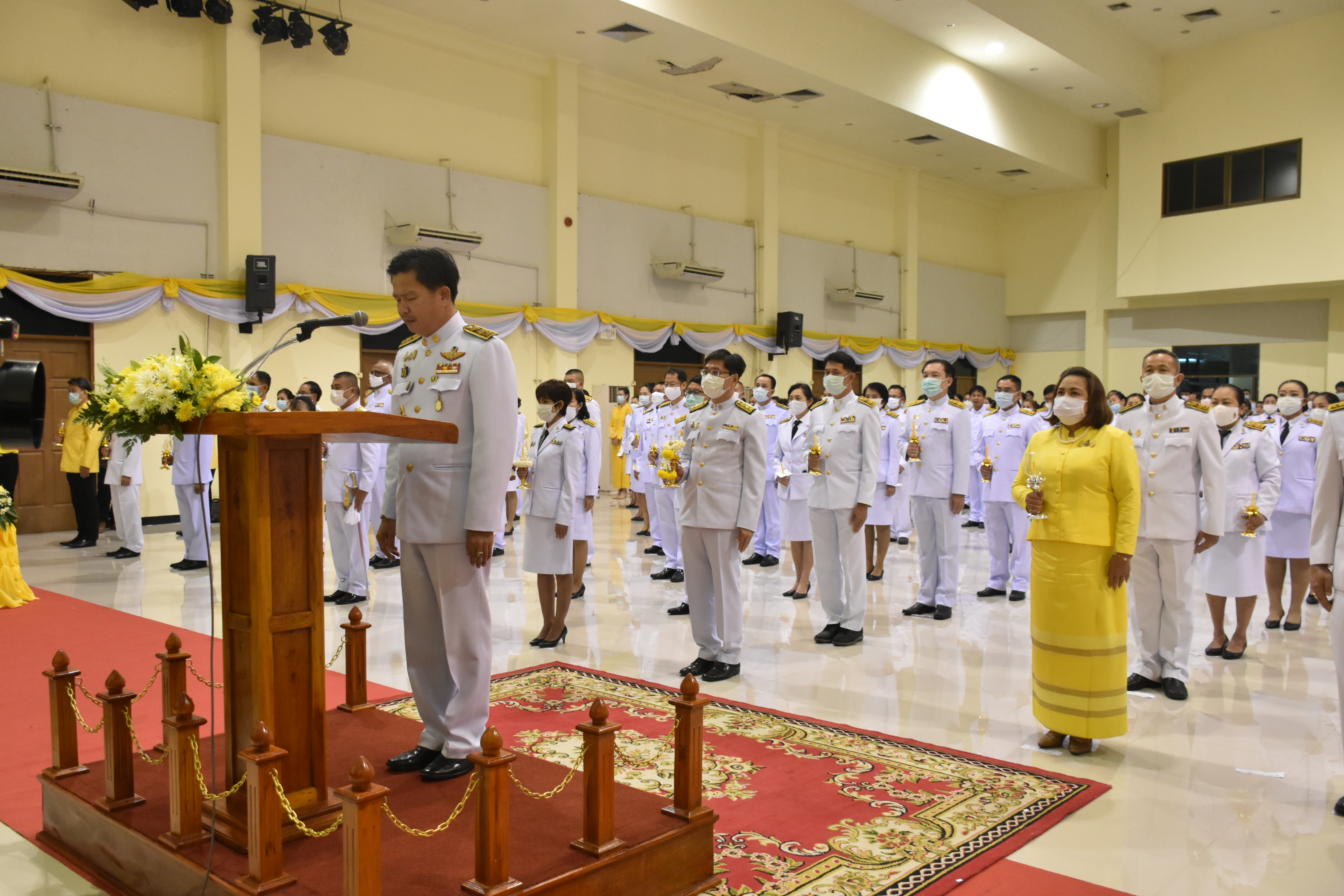 13 ตุลาคม 2563 เวลา 18.00 น. ณ หอประชุมจังหวัดมหาสารคาม พช.มหาสารคาม ร่วมพิธีจุดเทียนชัยเพื่อน้อมรำลึกในพระมหากรุณาธิคุณ เนื่องในวันคล้ายวันสวรรคต พระบาทสมเด็จพระบรมชนกาธิเบศร มหาภูมิพลอดุลยเดชมหาราช บรมนาถบพิตร 13 ตุลาคม 2563