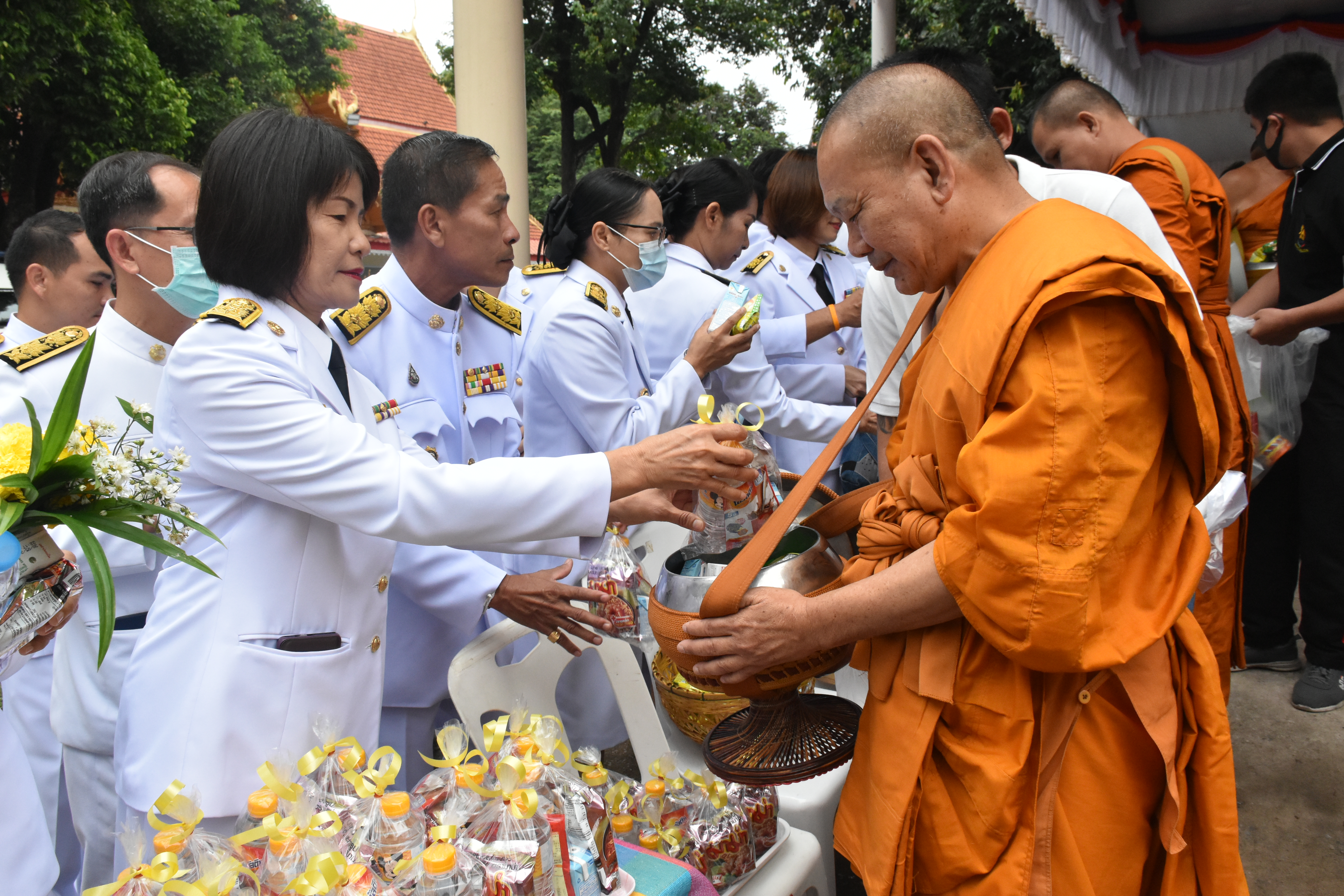 13 ตุลาคม 2563 พช.มหาสารคาม ร่วมกิจกรรมน้อมรำลึกเนื่องในวันคล้ายวันสวรรคต พระบาทสมเด็จพระบรมชนกาธิเบศร มหาภูมิพลอดุลยเดชมหาราช บรมนาถบพิตร 13 ตุลาคม 2563