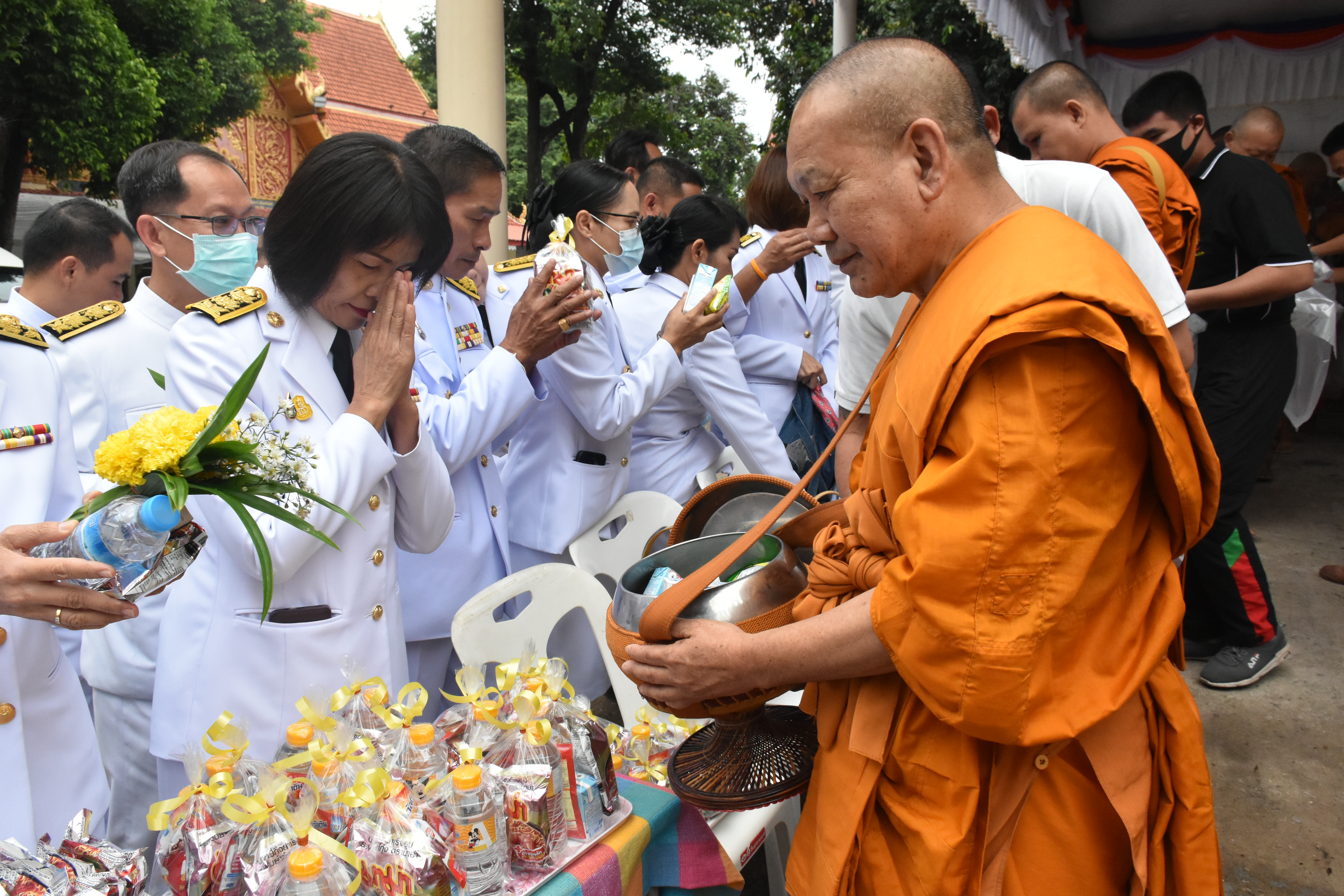 13 ตุลาคม 2563 พช.มหาสารคาม ร่วมกิจกรรมน้อมรำลึกเนื่องในวันคล้ายวันสวรรคต พระบาทสมเด็จพระบรมชนกาธิเบศร มหาภูมิพลอดุลยเดชมหาราช บรมนาถบพิตร 13 ตุลาคม 2563