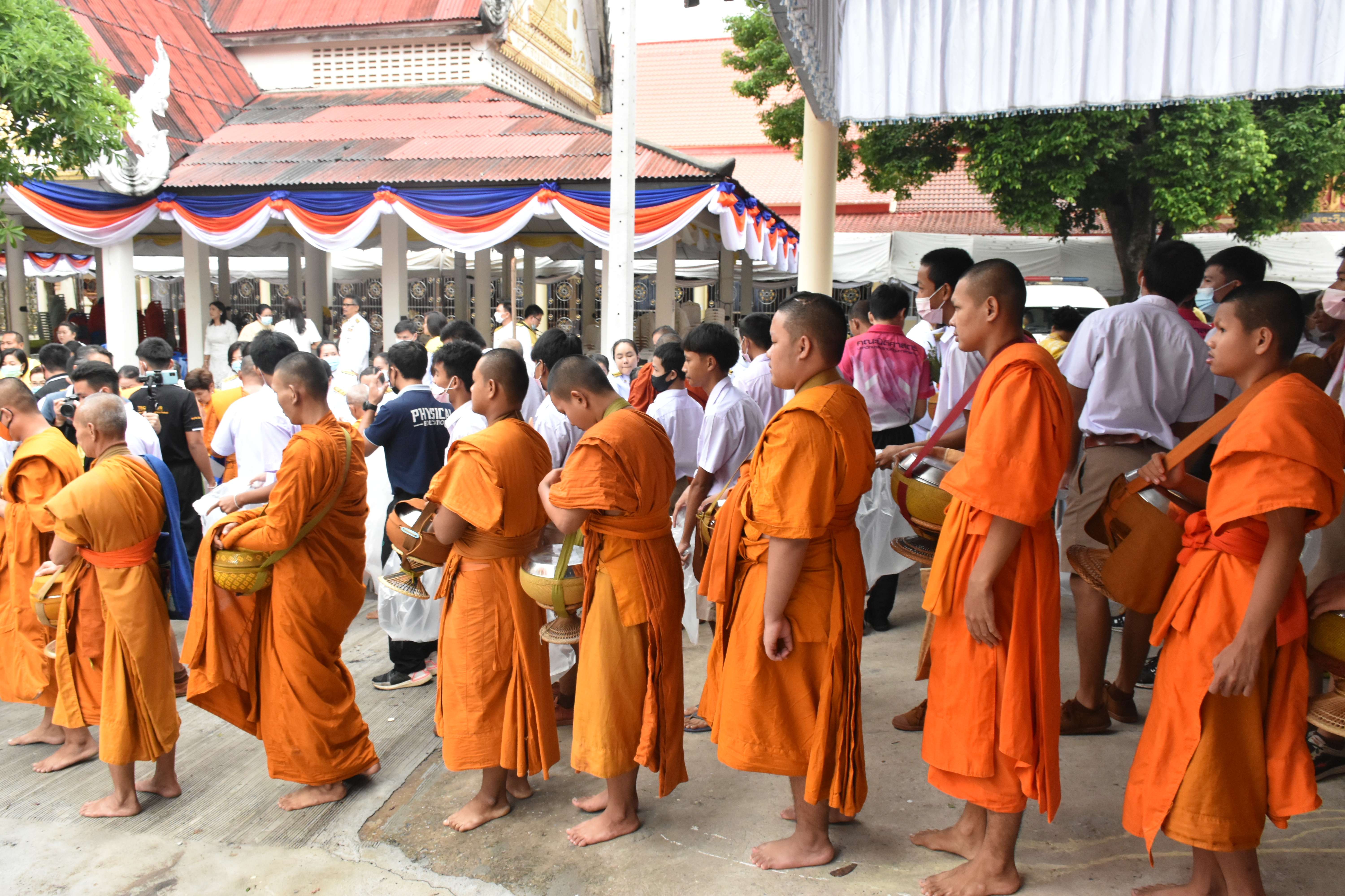 13 ตุลาคม 2563 พช.มหาสารคาม ร่วมกิจกรรมน้อมรำลึกเนื่องในวันคล้ายวันสวรรคต พระบาทสมเด็จพระบรมชนกาธิเบศร มหาภูมิพลอดุลยเดชมหาราช บรมนาถบพิตร 13 ตุลาคม 2563