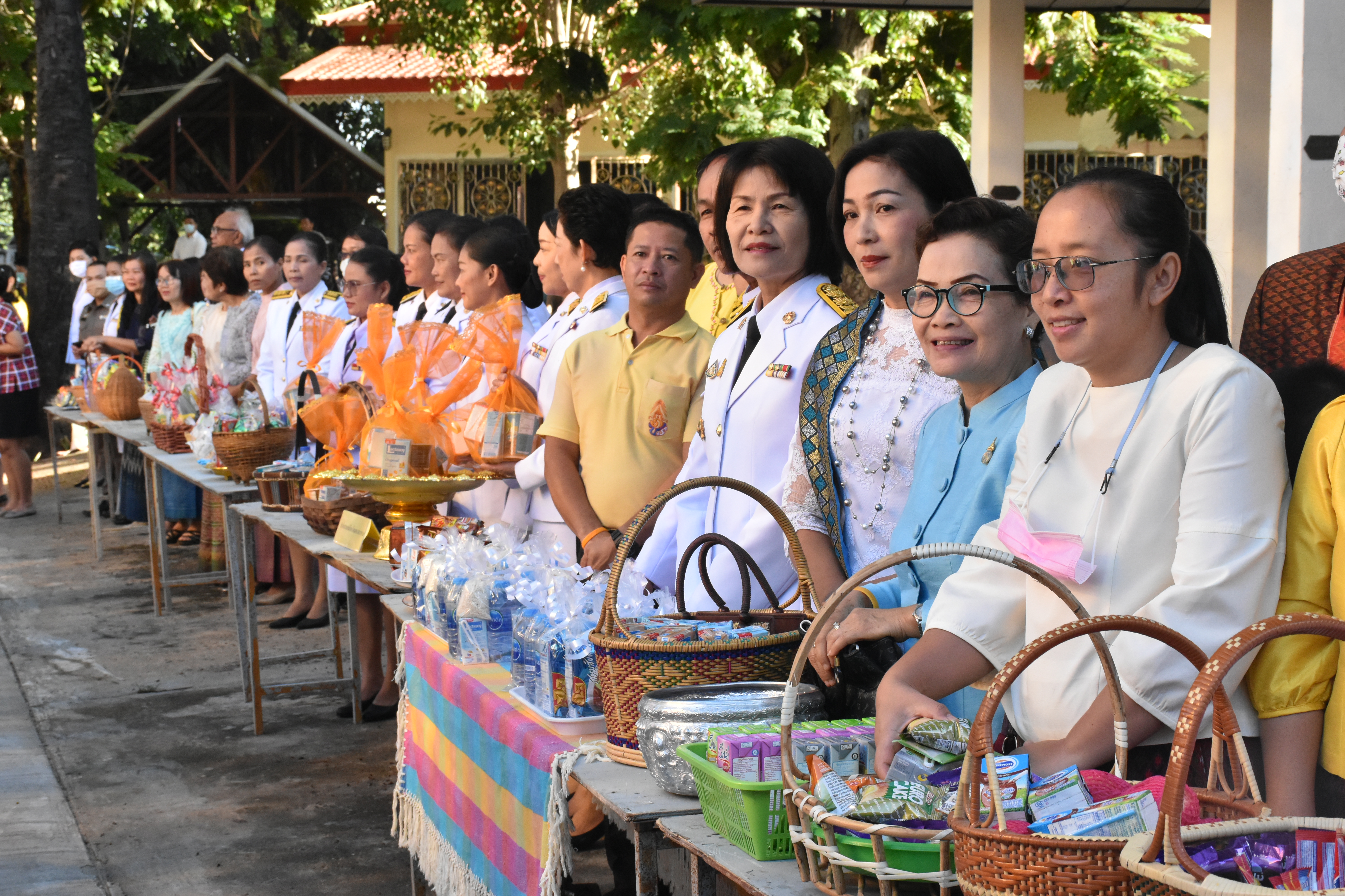 พช.มหาสารคาม ร่วมพิธีน้อมรำลึกเนื่องในวันคล้ายวันพระราชสมภพครบ 120 ปี สมเด็จพระศรีนครินทราบรมราชชนนี 21 ตุลาคม 2563