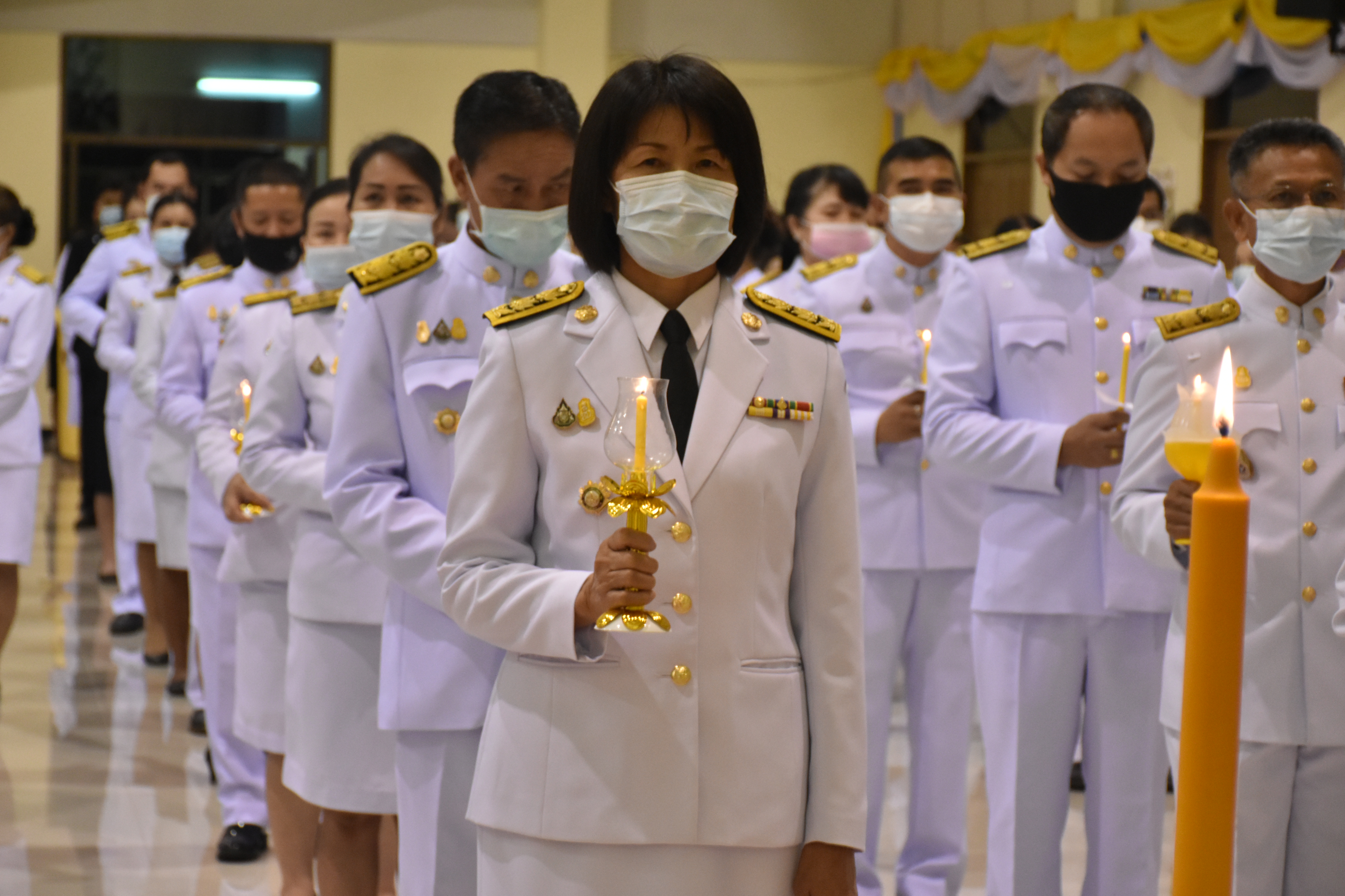13 ตุลาคม 2563 เวลา 18.00 น. ณ หอประชุมจังหวัดมหาสารคาม พช.มหาสารคาม ร่วมพิธีจุดเทียนชัยเพื่อน้อมรำลึกในพระมหากรุณาธิคุณ เนื่องในวันคล้ายวันสวรรคต พระบาทสมเด็จพระบรมชนกาธิเบศร มหาภูมิพลอดุลยเดชมหาราช บรมนาถบพิตร 13 ตุลาคม 2563