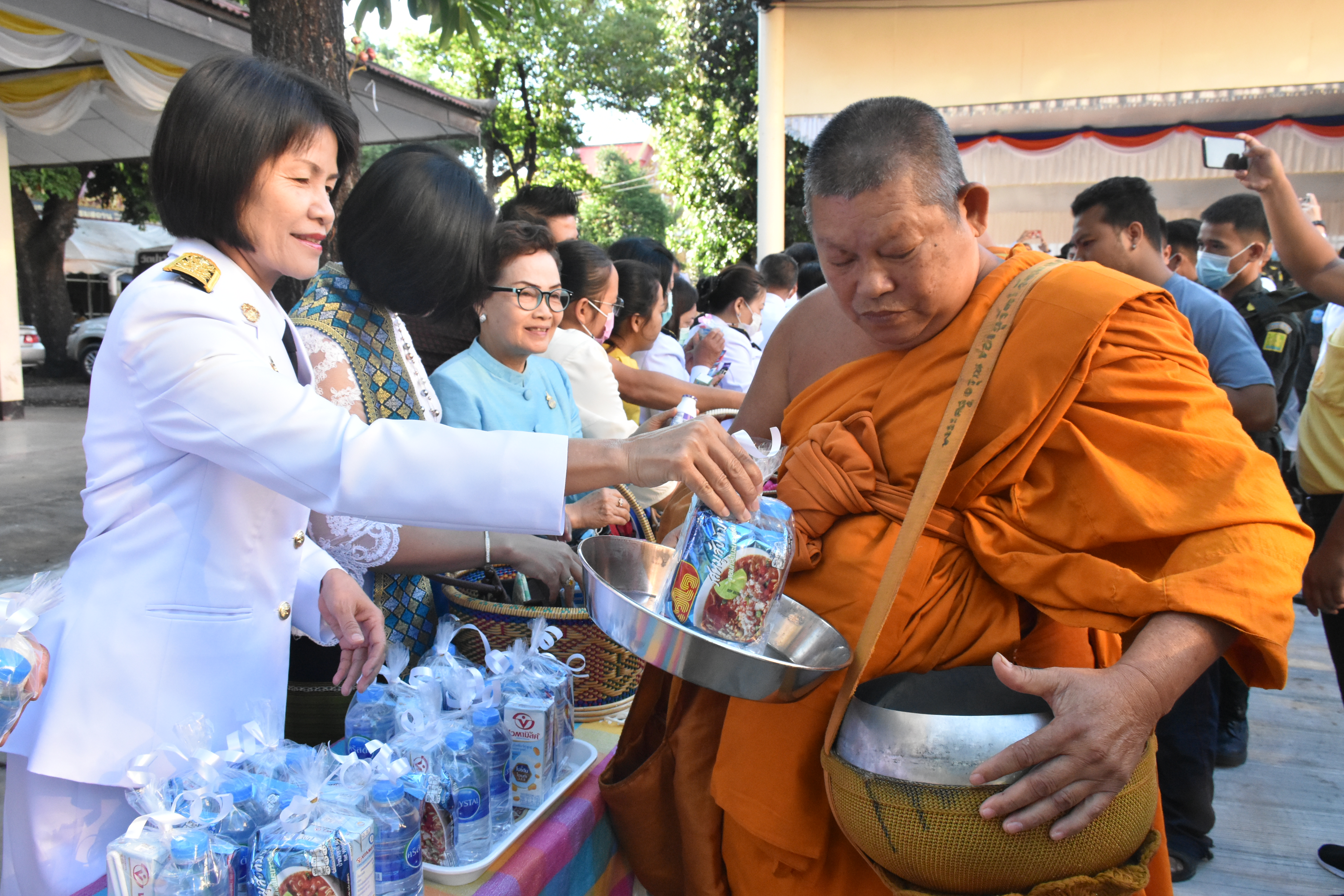 พช.มหาสารคาม ร่วมพิธีน้อมรำลึกเนื่องในวันคล้ายวันพระราชสมภพครบ 120 ปี สมเด็จพระศรีนครินทราบรมราชชนนี 21 ตุลาคม 2563