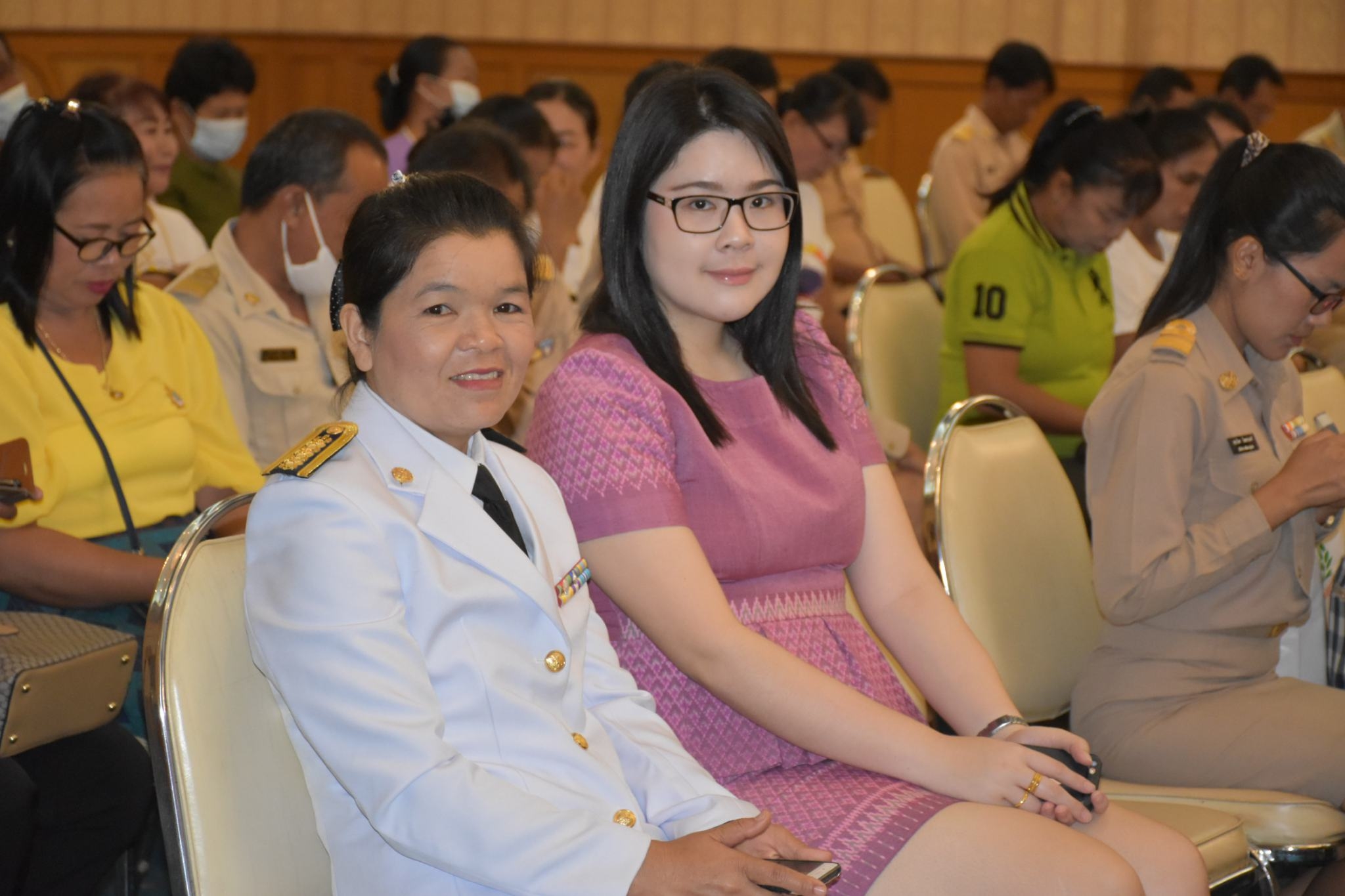 วันที่ 30 กันยายน 2563 ณ โรงแรมวสุมหาสารคาม อำเภอเมืองฯ จังหวัดมหาสารคาม พัฒนาชุมชนจังหวัดมหาสารคามจัด “มหกรรมรวมพลังคนดีแห่งแผ่นดิน” ประจำปี 2563