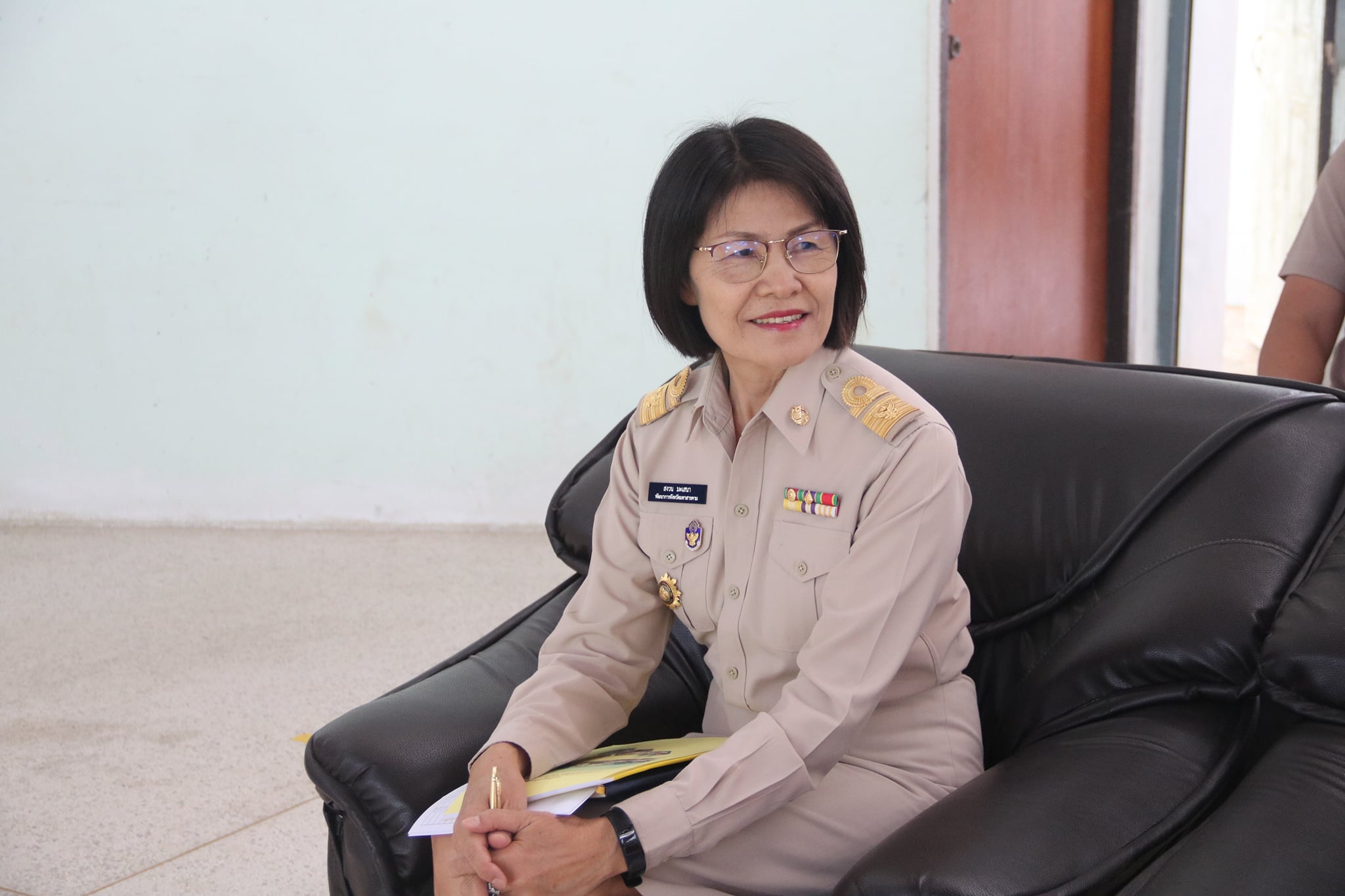 ? ผู้ว่าฯ มหาสารคาม ลงพื้นที่มอบแนวทางการปฏิบัติราชการ แก่ข้าราชการ เจ้าหน้าที่ ผู้บริหารองค์กรปกครองส่วนท้องถิ่น กำนัน ผู้ใหญ่บ้าน ในพื้นที่ อ.นาเชือก และ อ.นาดูน จ.มหาสารคาม