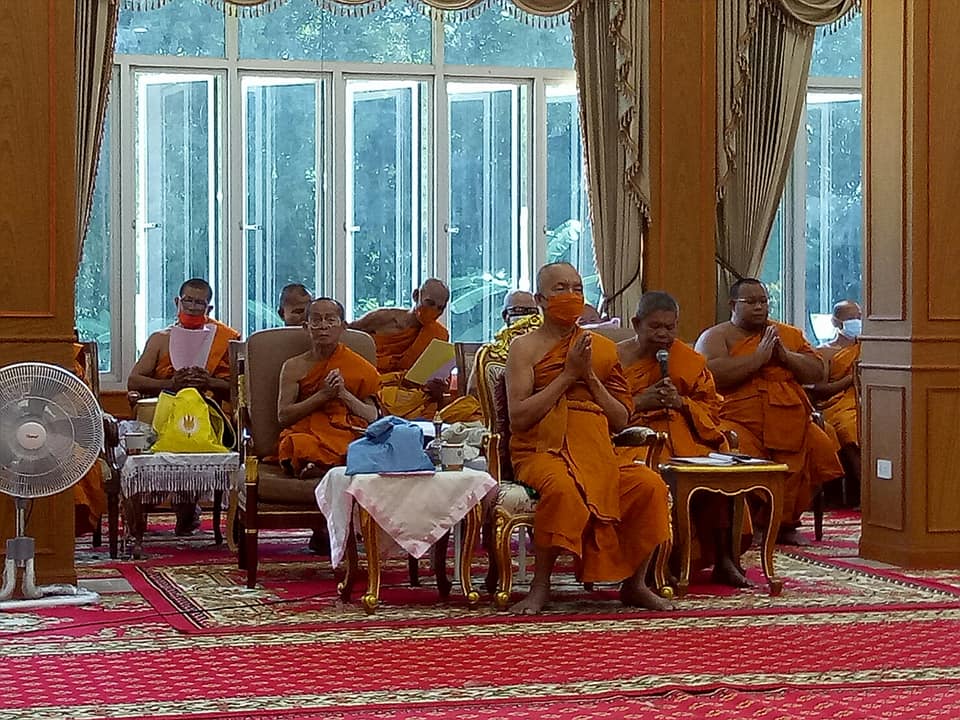 พช.มหาสารคาม ร่วมพิธีเจริญพระพุทธมนต์เพื่อความเป็นสิริมงคลให้กับแผ่นดินและปวงชนชาวไทยทุกหมู่เหล่าในโอกาสวันชาติและวันพ่อแห่งชาติ 5 ธันวาคม 2563