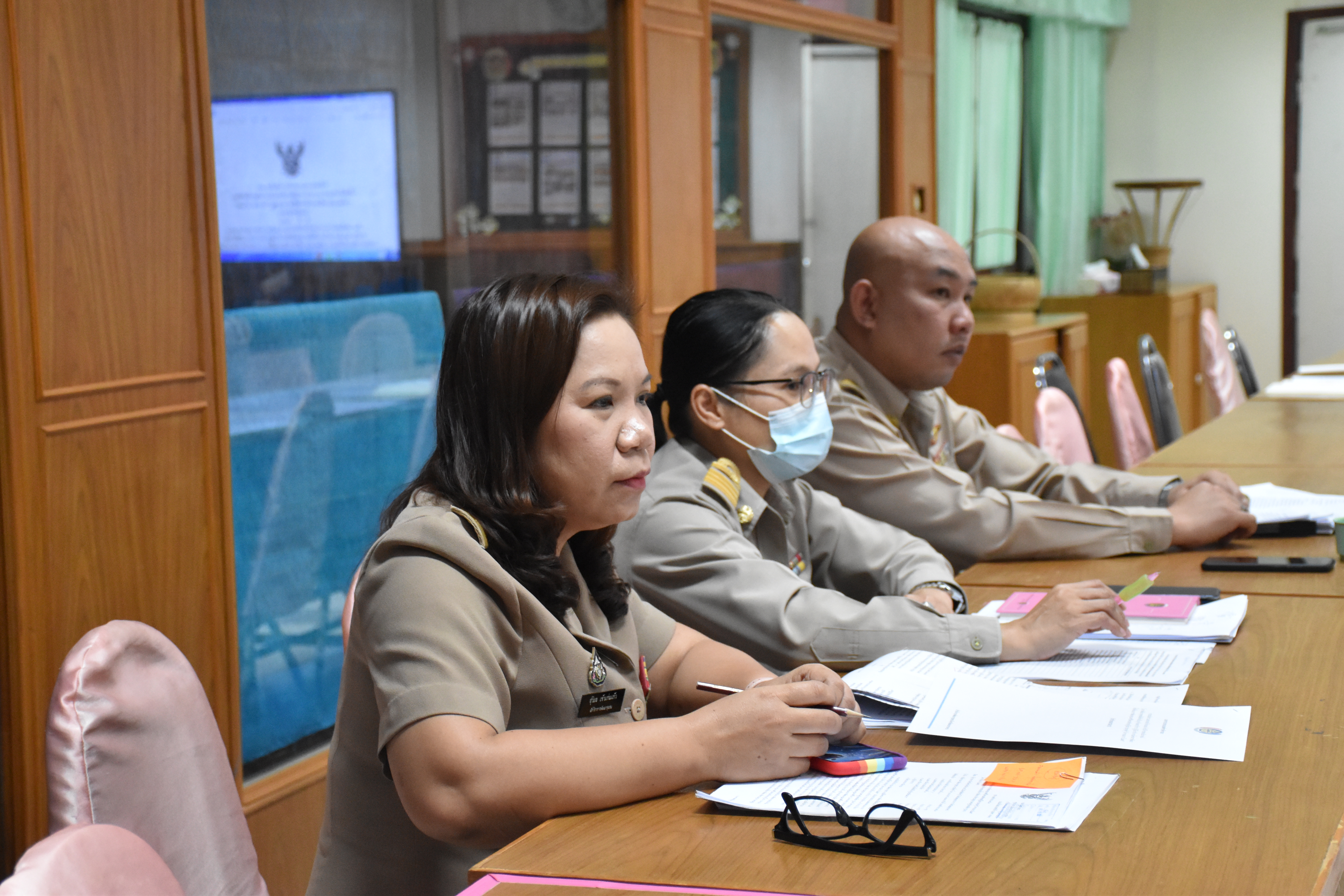 พช.มหาสารคาม​ ประชุมเตรียมความพร้อมสอบสัมภาษณ์ลูกจ้างเหมาบริการ ปฏิบัติภารกิจตามโครงการพัฒนาพื้นที่ต้นแบบการพัฒนาคุณภาพชีวิตตามหลักทฤษฎีใหม่ ประยุกต์สู่ “โคก หนอง นา โมเดล”