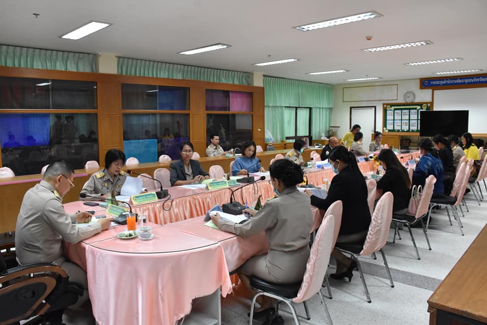 พช.มหาสารคาม จัดประชุมคณะอนุกรรมการบริหารกองทุนพัฒนาบทบาทสตรีระดับจังหวัดมหาสารคาม ครั้งที่ 10/2563