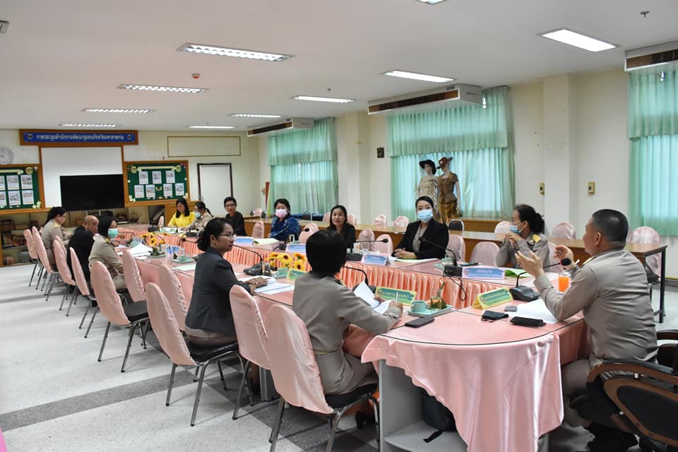 พช.มหาสารคาม จัดประชุมคณะอนุกรรมการบริหารกองทุนพัฒนาบทบาทสตรีระดับจังหวัดมหาสารคาม ครั้งที่ 10/2563