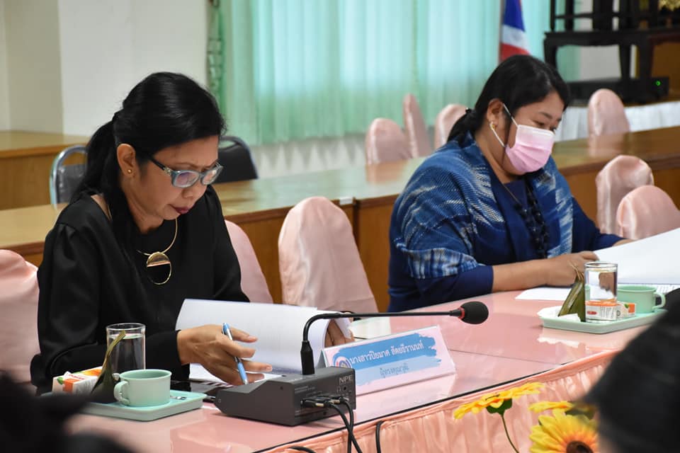พช.มหาสารคาม จัดประชุมคณะอนุกรรมการบริหารกองทุนพัฒนาบทบาทสตรีระดับจังหวัดมหาสารคาม ครั้งที่ 10/2563