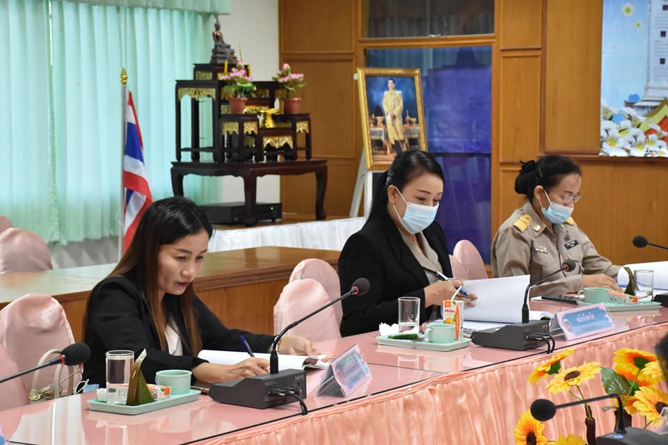 พช.มหาสารคาม จัดประชุมคณะอนุกรรมการบริหารกองทุนพัฒนาบทบาทสตรีระดับจังหวัดมหาสารคาม ครั้งที่ 10/2563
