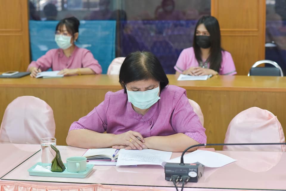 ผู้ตรวจราชการกรมการพัฒนาชุมชน ตรวจติดตามการดำเนินงานโครงการพัฒนาพื้นที่ต้นแบบการพัฒนาคุณภาพชีวิตตามหลักทฤษฎีใหม่ ประยุกต์สู่ “โคก หนอง นา โมเดล” จังหวัดมหาสารคาม
