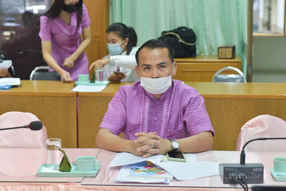 ผู้ตรวจราชการกรมการพัฒนาชุมชน ตรวจติดตามการดำเนินงานโครงการพัฒนาพื้นที่ต้นแบบการพัฒนาคุณภาพชีวิตตามหลักทฤษฎีใหม่ ประยุกต์สู่ “โคก หนอง นา โมเดล” จังหวัดมหาสารคาม