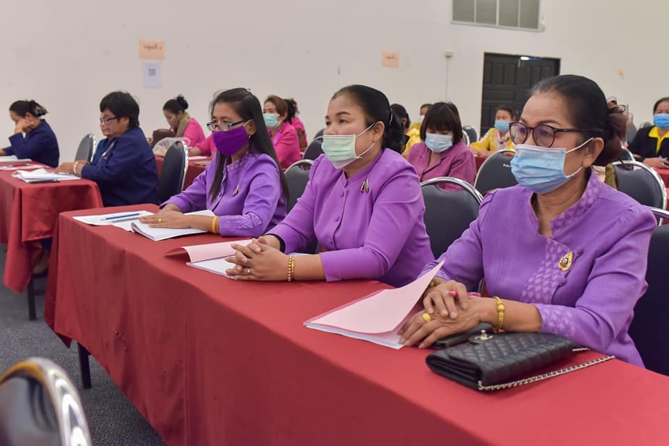 พช.มหาสารคาม ติดอาวุธทางปัญญา จัดโครงการเพิ่มประสิทธิภาพการปฏิบัติงานกองทุนพัฒนาบทบาทสตรี