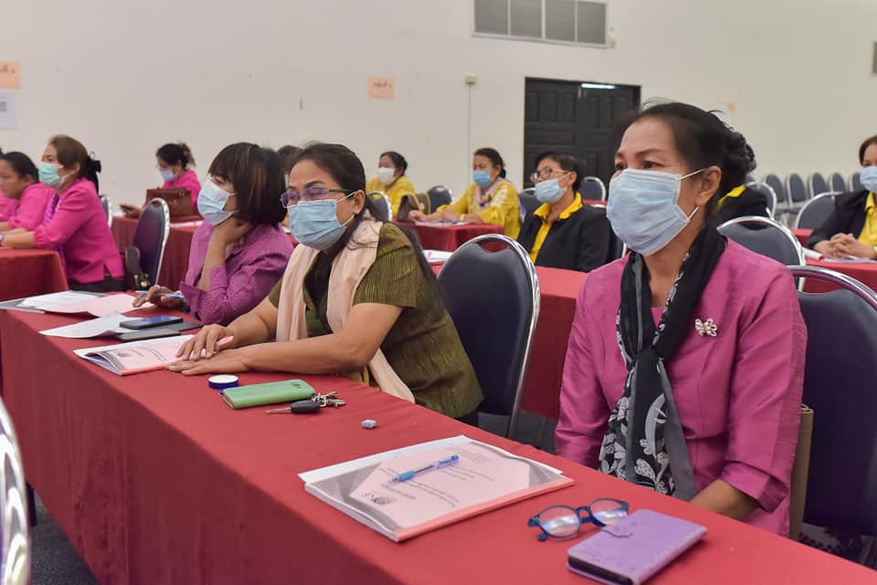 พช.มหาสารคาม ติดอาวุธทางปัญญา จัดโครงการเพิ่มประสิทธิภาพการปฏิบัติงานกองทุนพัฒนาบทบาทสตรี