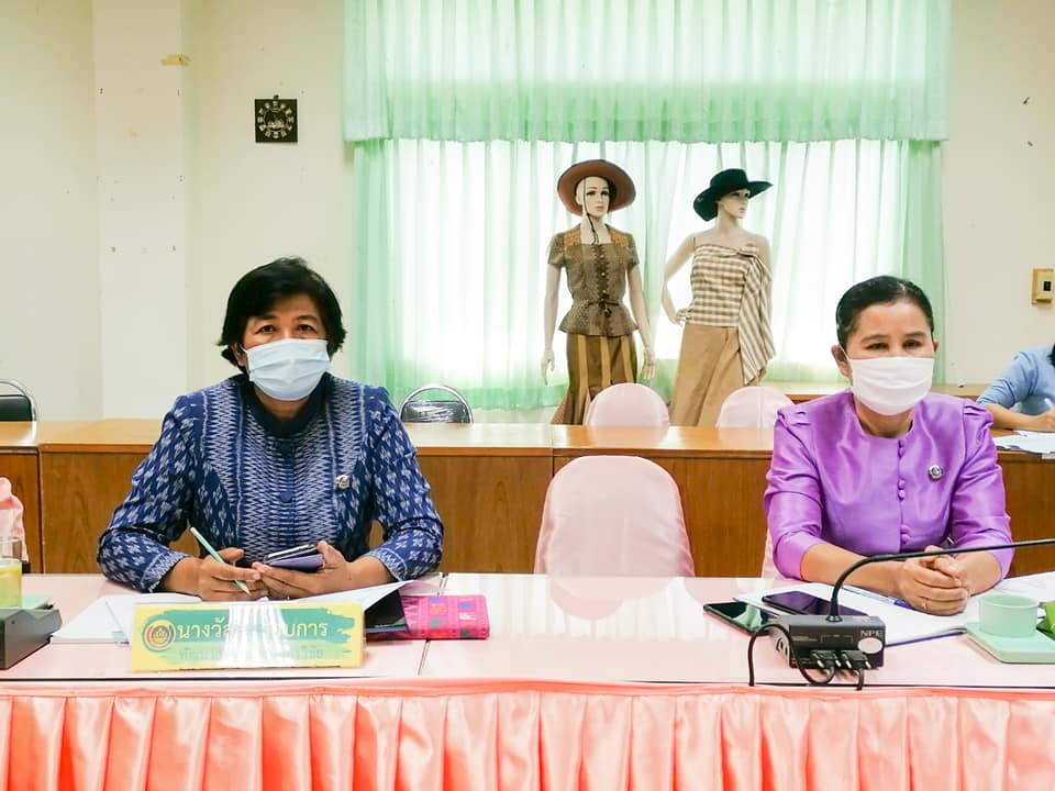 พช.มหาสารคาม ประชุมประจำเดือนสำนักงานพัฒนาชุมชนจังหวัดมหาสารคาม ครั้งที่ 12/2563
