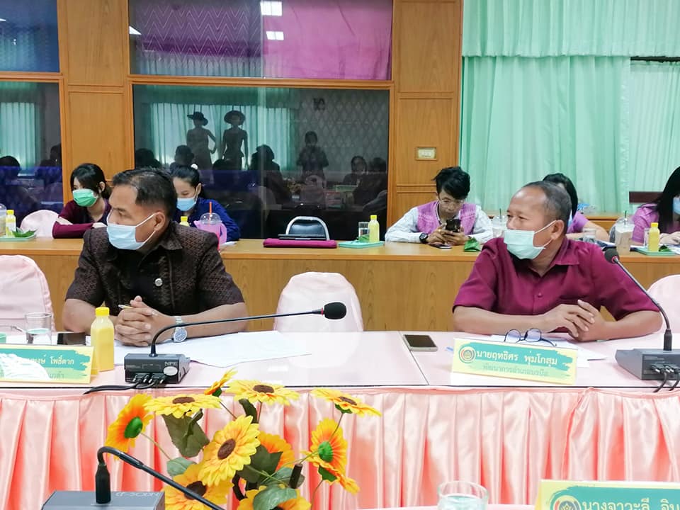 พช.มหาสารคาม ประชุมประจำเดือนสำนักงานพัฒนาชุมชนจังหวัดมหาสารคาม ครั้งที่ 12/2563