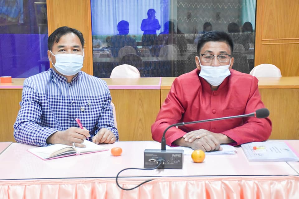 พช.มหาสารคาม ร่วมรับฟังการประชุมขับเคลื่อนการดำเนินงานโครงการพัฒนาพื้นที่ต้นแบบการพัฒนาคุณภาพชีวิตตามหลักทฤษฎีใหม่ ประยุกต์สู่ “โคก หนอง นา โมเดล” ผ่านระบบวีดิทัศน์ทางไกล (Video Conference)