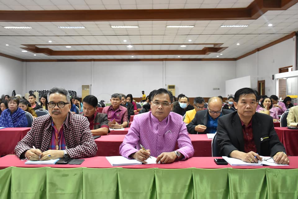 ผู้ว่าฯมหาสารคาม มอบแนวทางการปฏิบัติราชการ ในการประชุมเพิ่มศักยภาพเจ้าหน้าที่พัฒนาชุมชนในการขับเคลื่อนกิจกรรมตามแผนปฏิบัติราชการ ประจำปีงบประมาณ 2564
