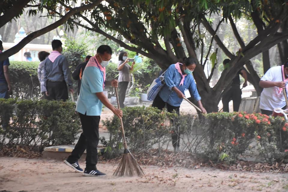 จังหวัดมหาสารคามดำเนินโครงการพัฒนาหมู่บ้านเศรษฐกิจพอเพียง ประจำปี 2564 กิจกรรมสร้างแกนนำขับเคลื่อนหมู่บ้านเศรษฐกิจพอเพียง หลักสูตรเพิ่มทักษะระยะสั้นการพัฒนากสิกรรมสู่ระบบเศรษฐกิจพอเพียง รูปแบบ โคก หนอง นา โมเดล