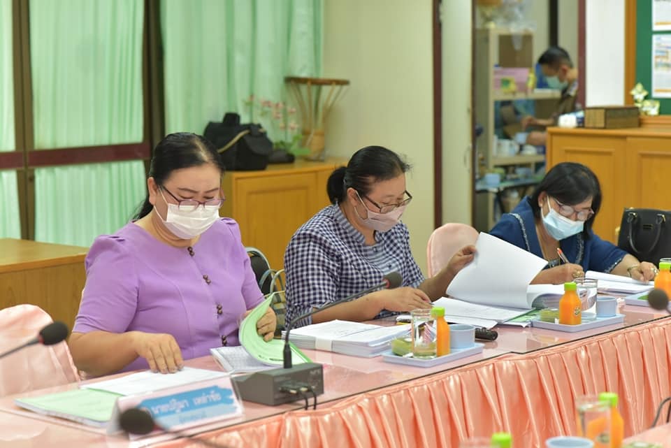 ผู้ว่าฯ มหาสารคาม ประชุมอนุมัติเงินกองทุนพัฒนาบทบาทสตรี