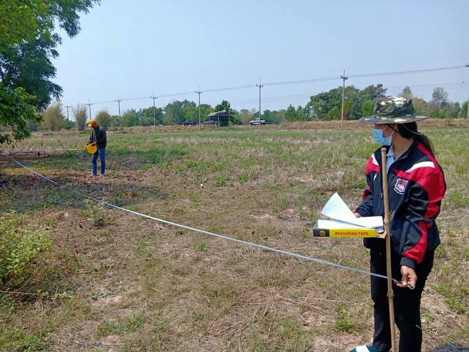 ทีม​ โคก​ หนอง​ นา​ อำเภอนาเชือก​ ลงพื้นที่รังวัดแบบแปลน