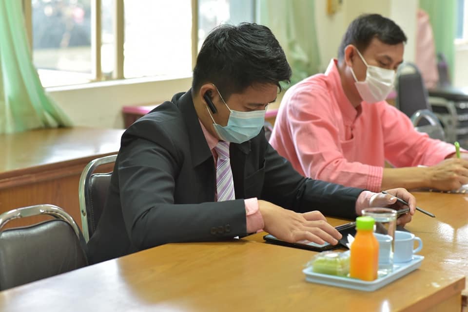 ผู้ว่าฯ มหาสารคาม ประชุมอนุมัติเงินกองทุนพัฒนาบทบาทสตรี