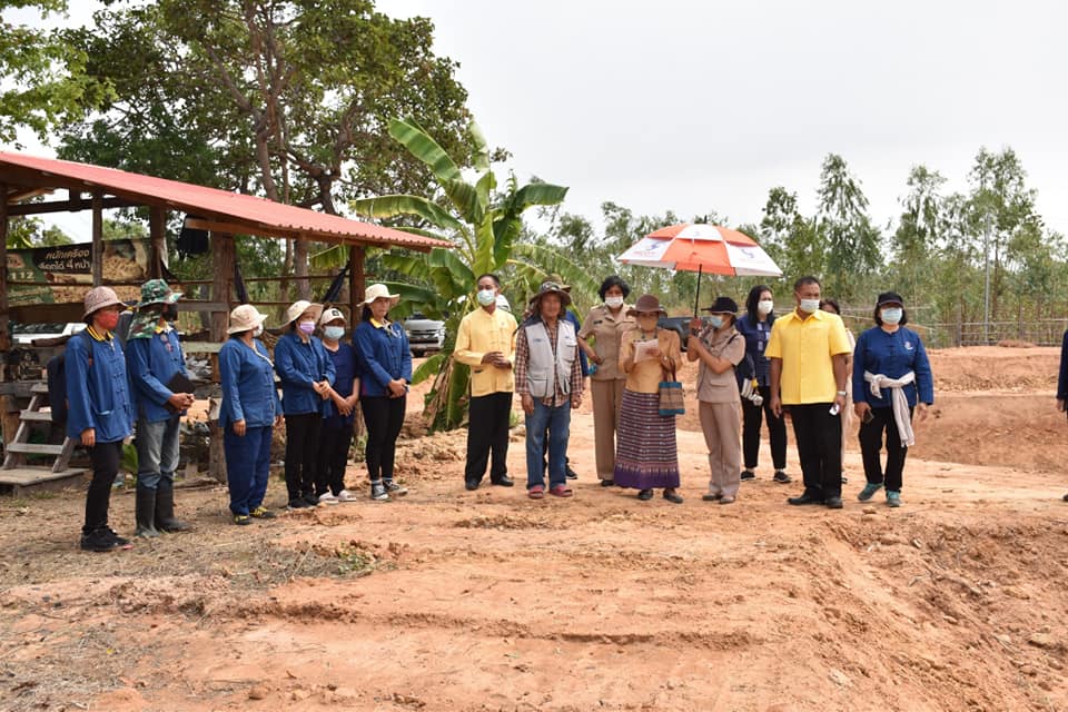 ผู้ตรวจราชการกรมการพัฒนาชุมชน ลงพื้นที่ตรวจติดตามการดำเนินงานโครงการพัฒนาพื้นที่ต้นแบบการพัฒนาคุณภาพชีวิต ตามหลักทฤษฎีใหม่ ประยุกต์สู่ “โคก หนอง นา พช.” พื้นที่อำเภอกันทรวิชัย จังหวัดมหาสารคาม