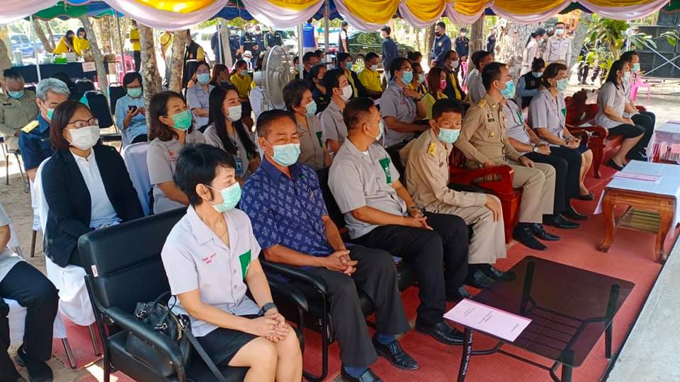 พช.มหาสารคาม ร่วมสร้างรอยยิ้มให้ประชาชน มอบทุนอุปการะเด็ก ตามโครงการการพัฒนาเด็กอ่อนก่อนวัยเรียน ประจำปีงบประมาณ พ.ศ. 2564
