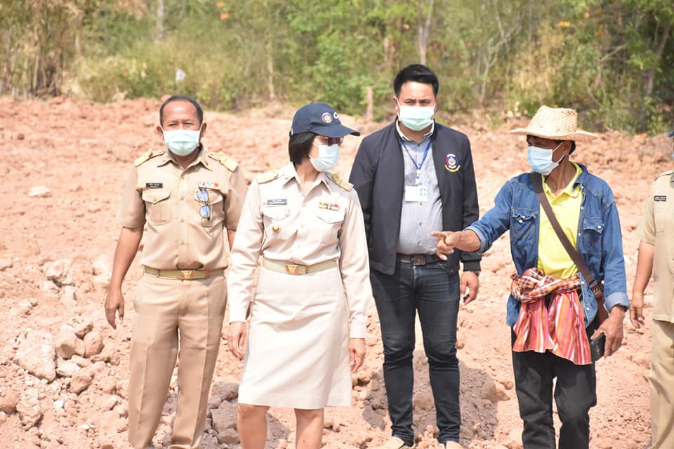 พจ.มหาสารคาม ลงพื้นที่ ติดตามความคืบหน้า “โคก หนอง นา โมเดล”